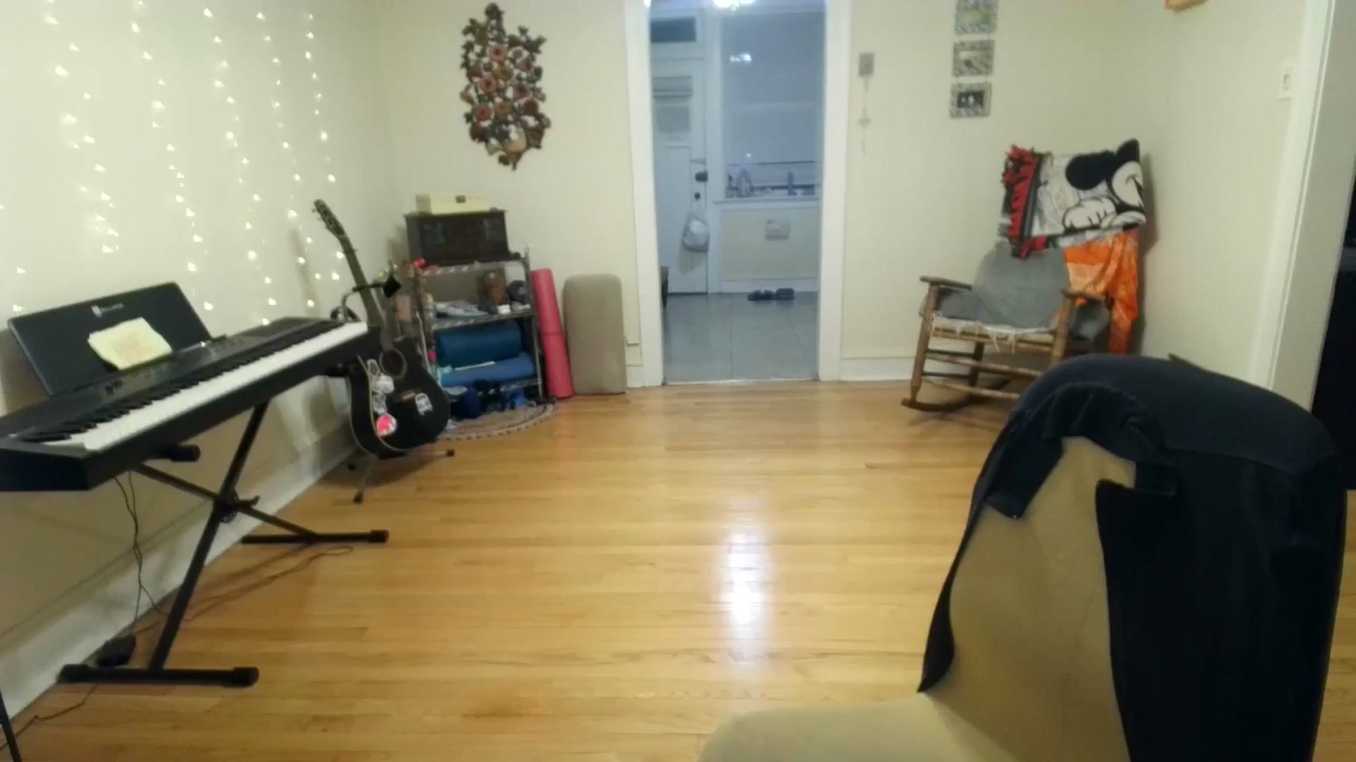 Gallery image thumbnail from EmmalineLime's myfreecams stream on, 09/22/2024, 03:47 image 4 of 20