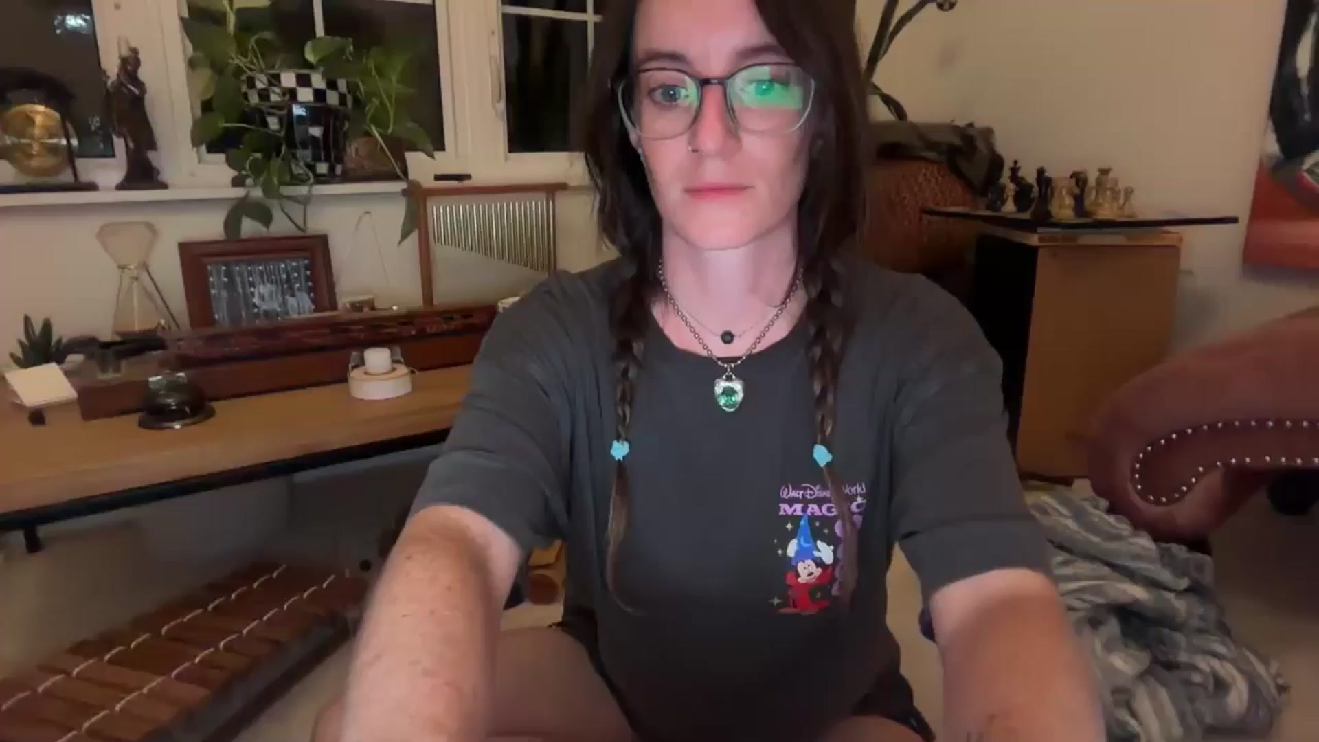 Gallery image thumbnail from EmmalineLime's myfreecams stream on, 10/06/2025, 04:45 image 1 of 20