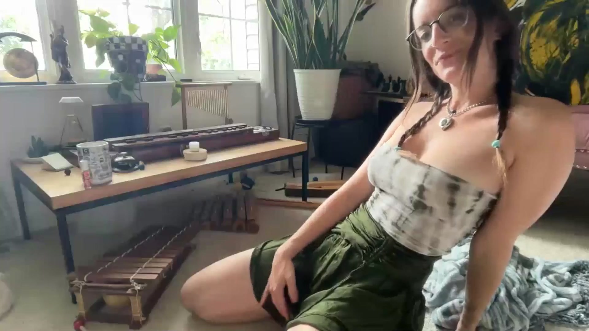 Gallery image thumbnail from EmmalineLime's myfreecams stream on, 10/06/2025, 20:54 image 15 of 20