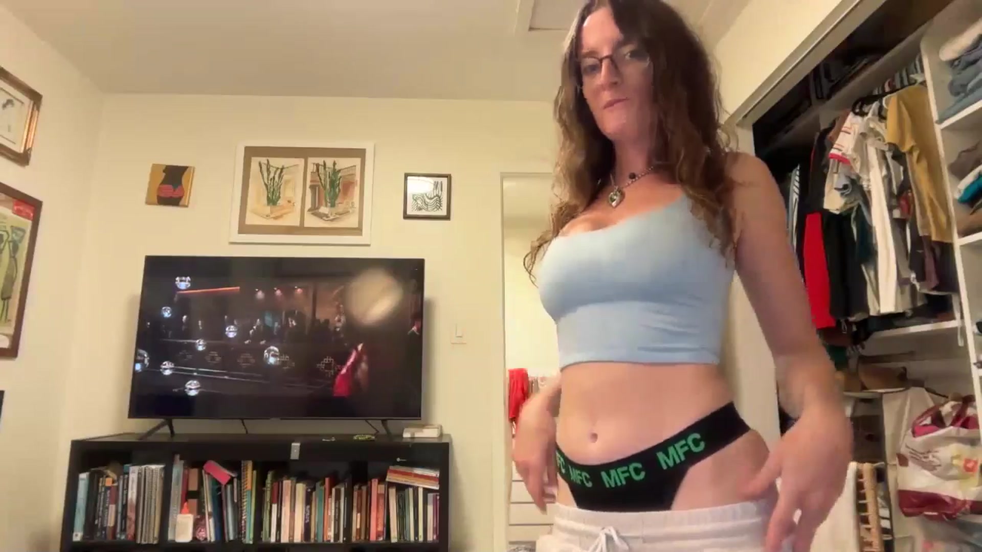 Gallery image thumbnail from EmmalineLime's myfreecams stream on, 10/15/2025, 02:08 image 5 of 20