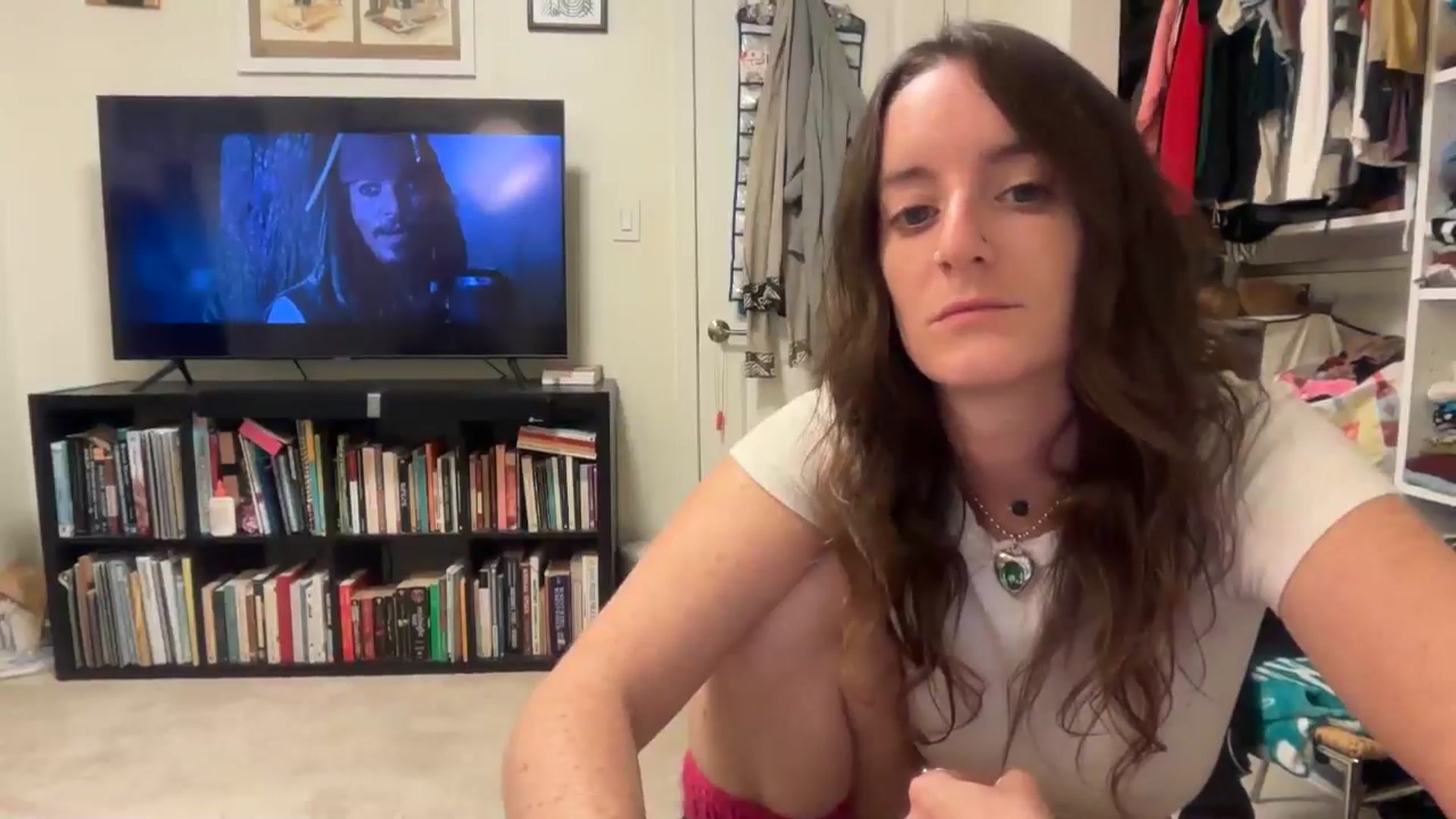 Gallery image thumbnail from EmmalineLime's myfreecams stream on, 10/16/2025, 04:08 image 9 of 20