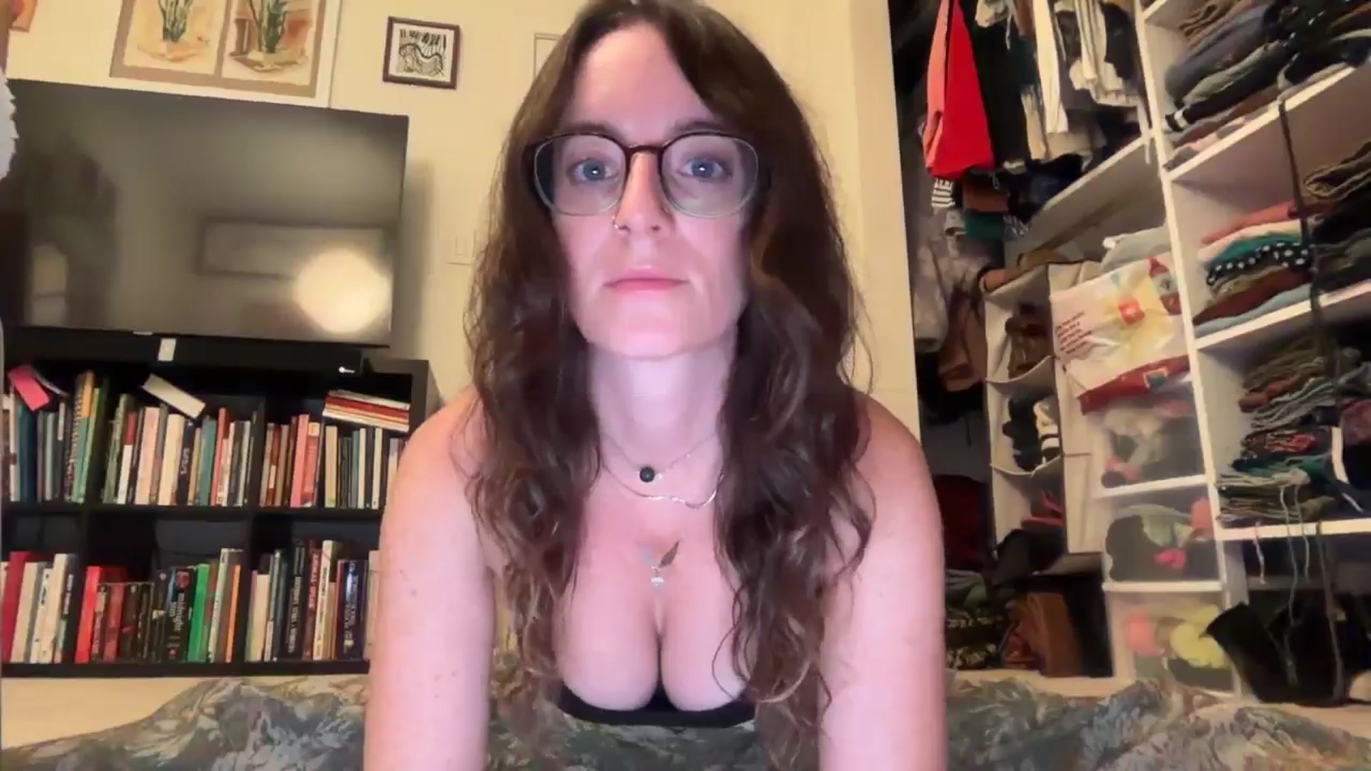 Gallery image thumbnail from EmmalineLime's myfreecams stream on, 10/19/2025, 08:24 image 5 of 20