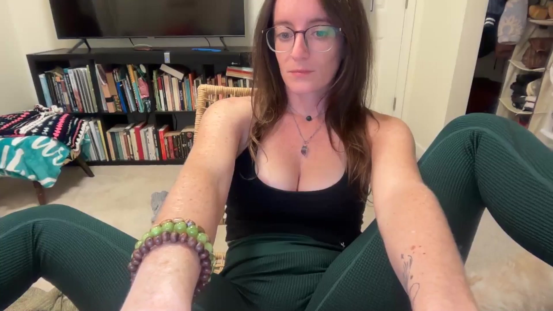 Gallery image thumbnail from EmmalineLime's myfreecams stream on, 10/24/2025, 04:47 image 15 of 20