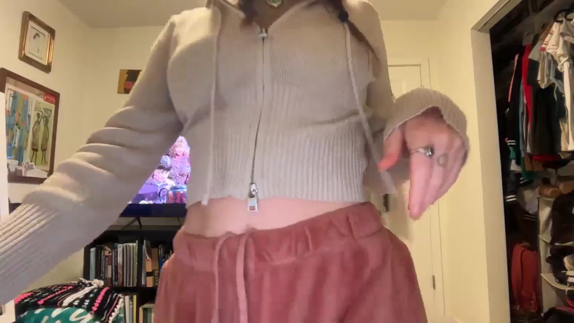 Gallery image thumbnail from EmmalineLime's myfreecams stream on, 10/30/2025, 03:15 image 15 of 20