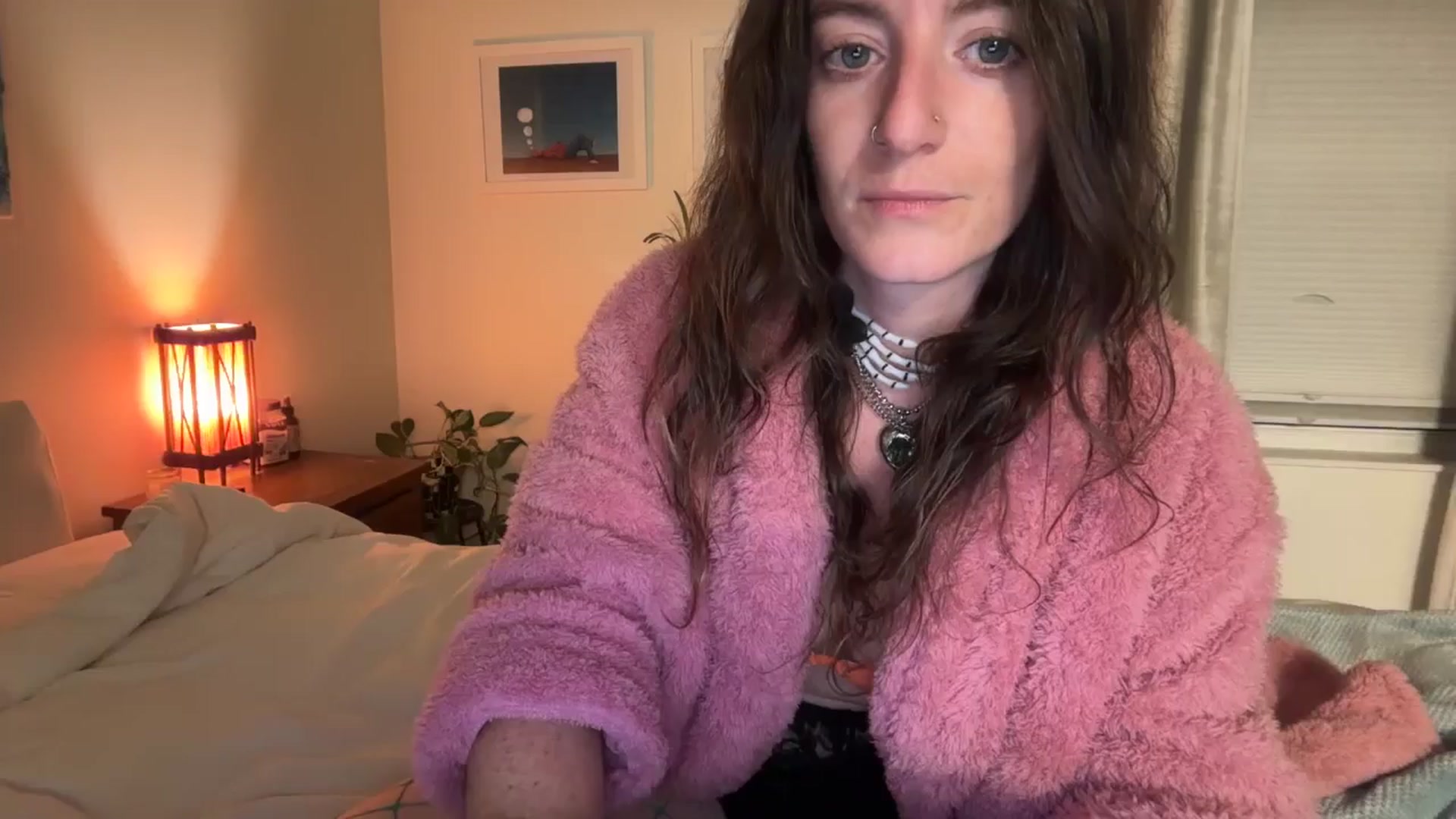 Gallery image thumbnail from EmmalineLime's myfreecams stream on, 11/01/2025, 24:55 image 15 of 20