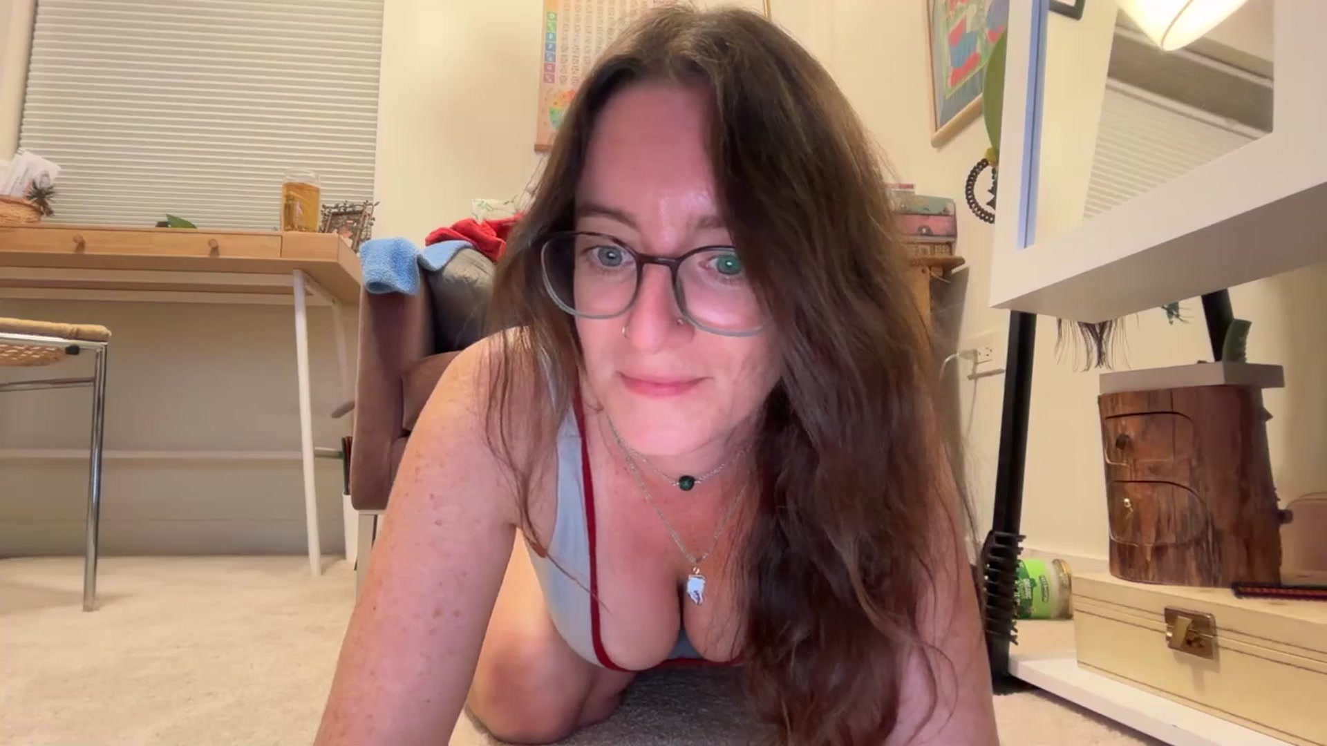 Gallery image thumbnail from EmmalineLime's myfreecams stream on, 11/06/2025, 03:36 image 18 of 20