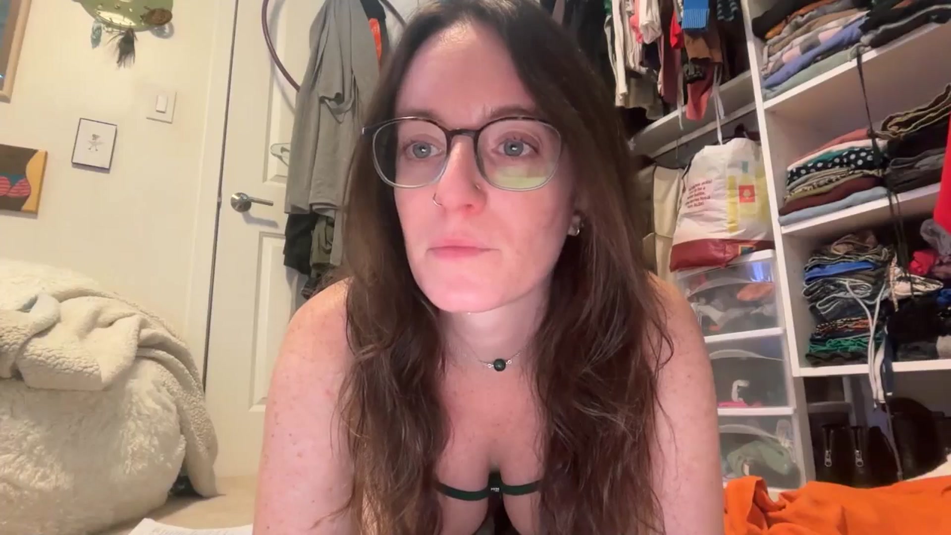 Gallery image thumbnail from EmmalineLime's myfreecams stream on, 01/13/2026, 01:06 image 2 of 20