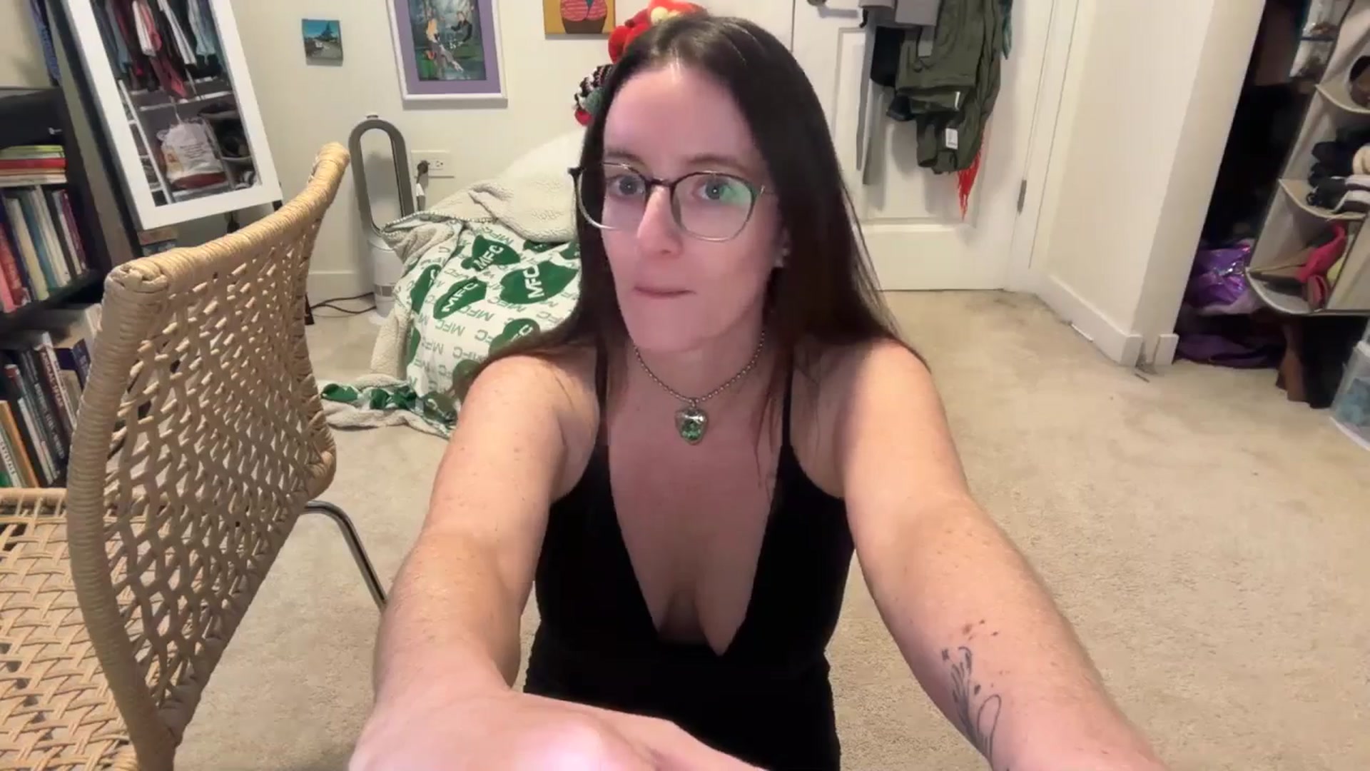 Gallery image thumbnail from EmmalineLime's myfreecams stream on, 01/16/2026, 02:10 image 10 of 20