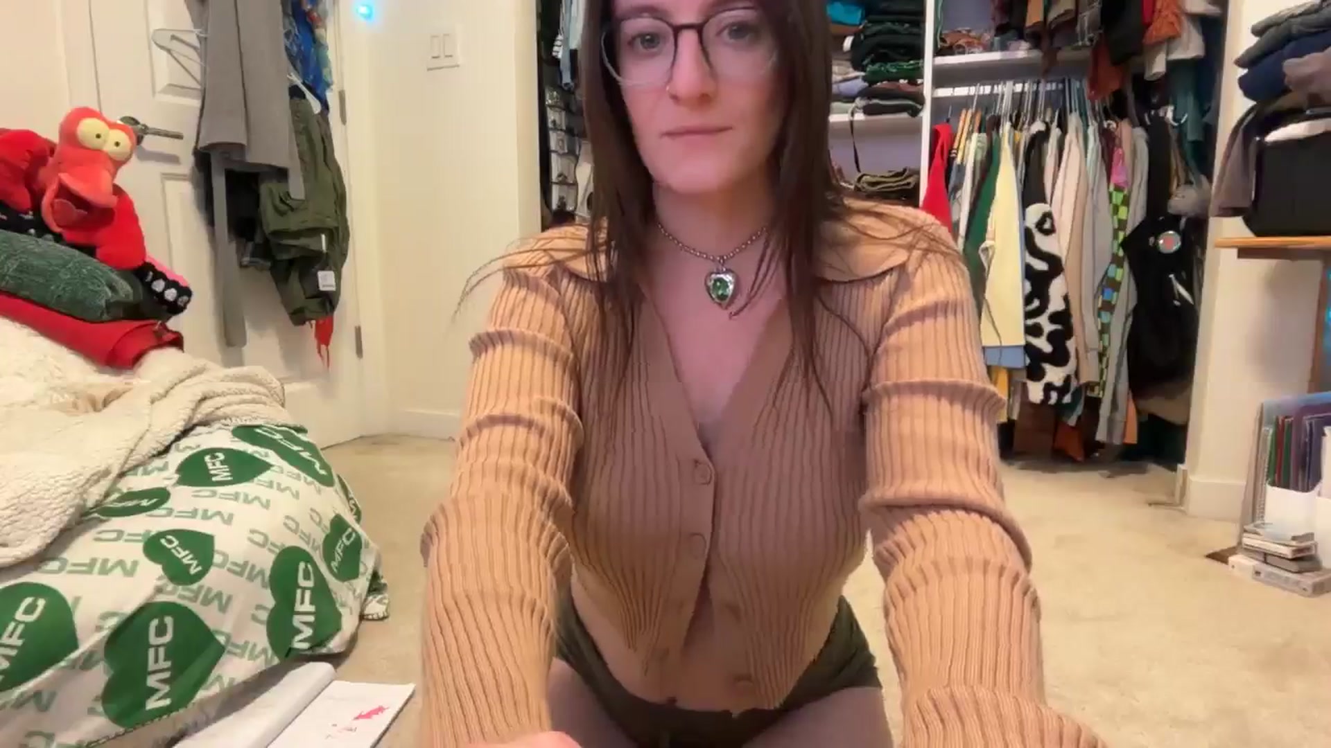 Gallery image thumbnail from EmmalineLime's myfreecams stream on, 01/16/2026, 05:41 image 11 of 20