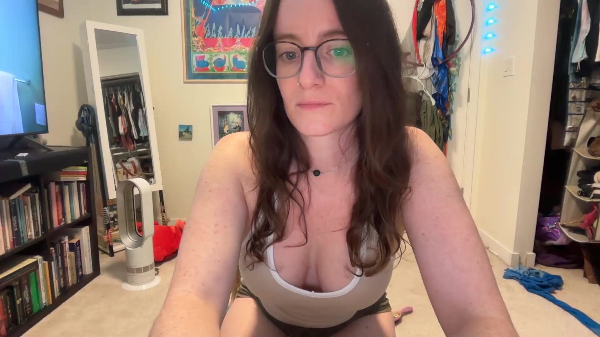 Gallery image thumbnail from EmmalineLime's myfreecams stream on, 01/21/2026, 03:41 image 19 of 20