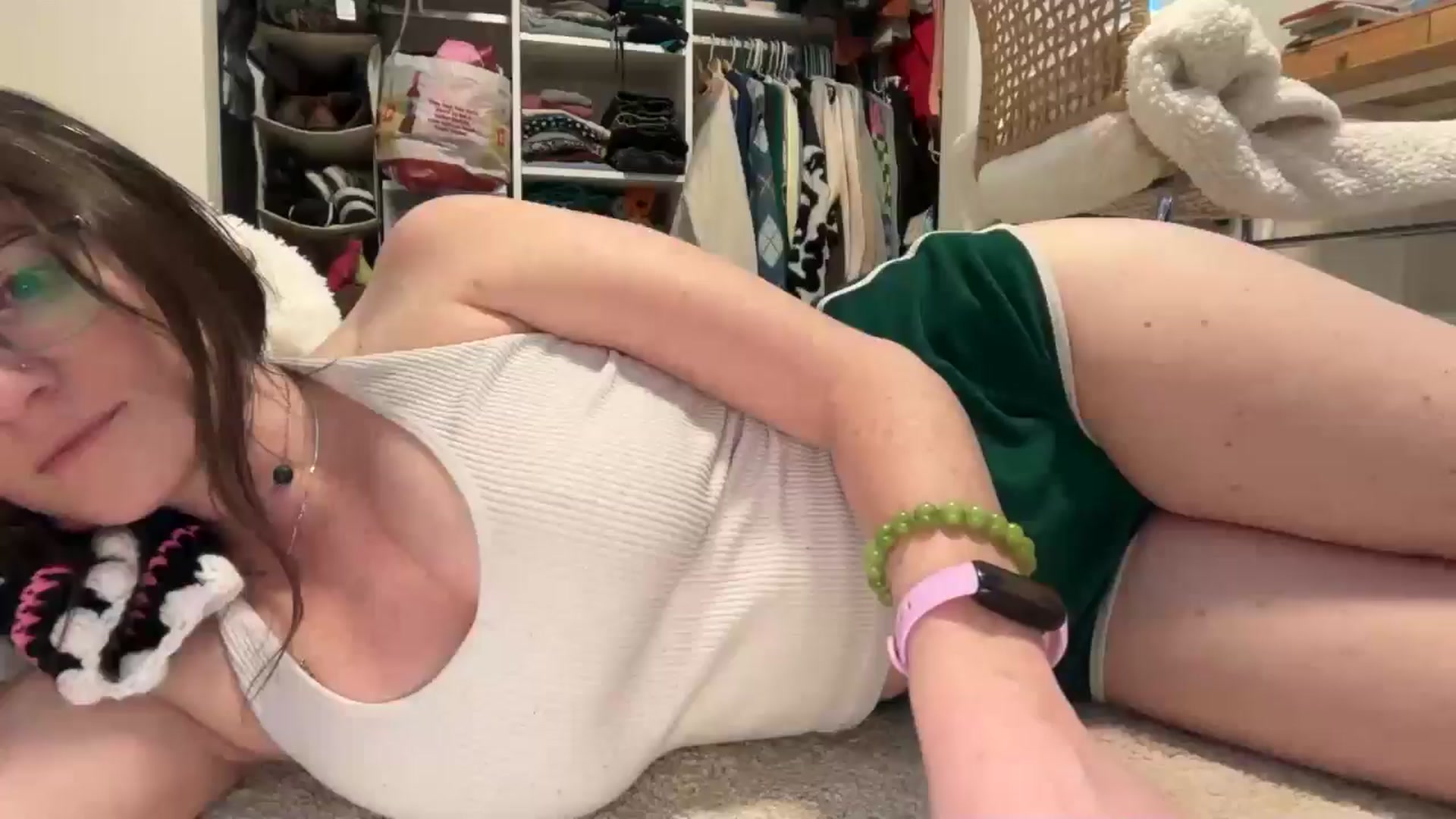 Gallery image thumbnail from EmmalineLime's myfreecams stream on, 03/04/2026, 05:32 image 1 of 20