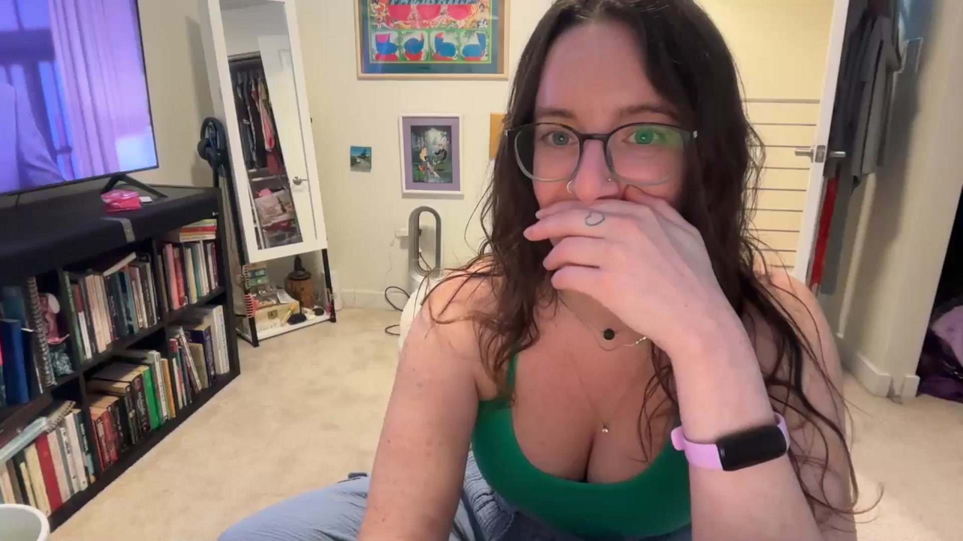 Gallery image thumbnail from EmmalineLime's myfreecams stream on, 03/05/2026, 03:34 image 5 of 20