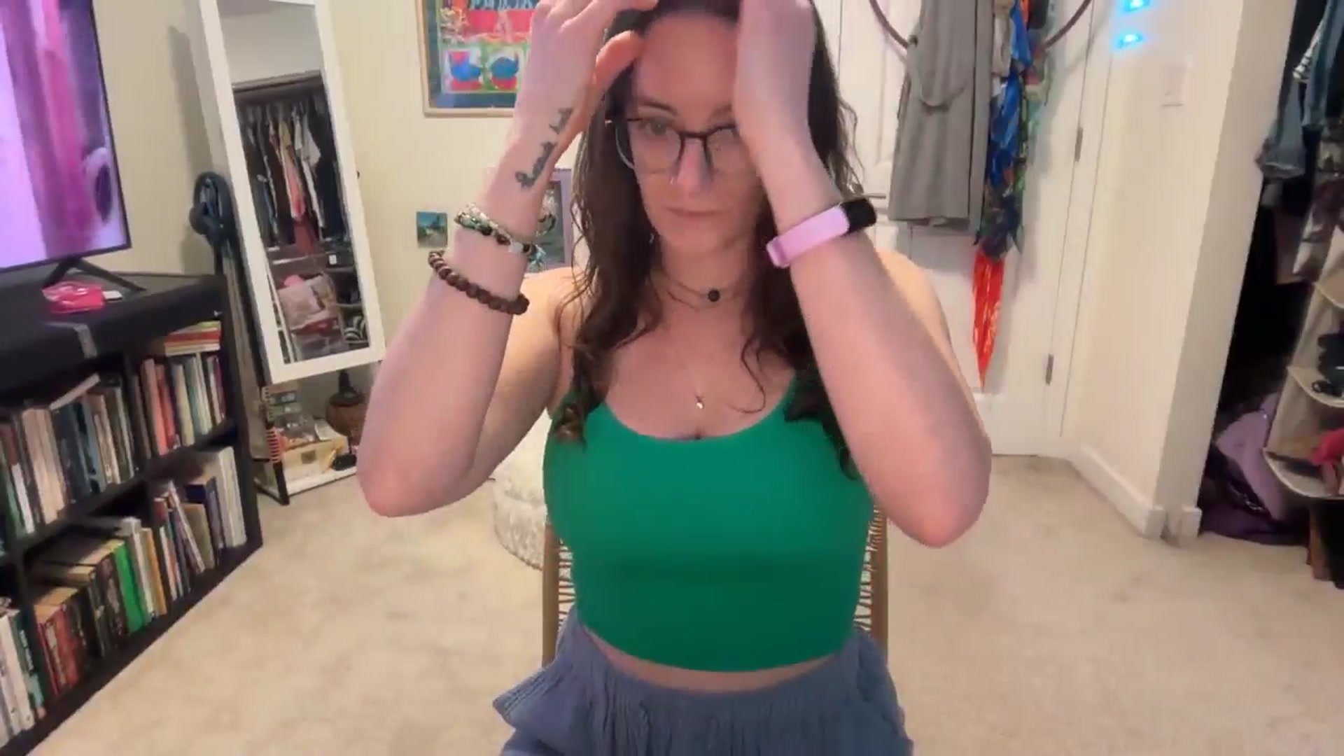 Gallery image thumbnail from EmmalineLime's myfreecams stream on, 03/05/2026, 03:34 image 19 of 20