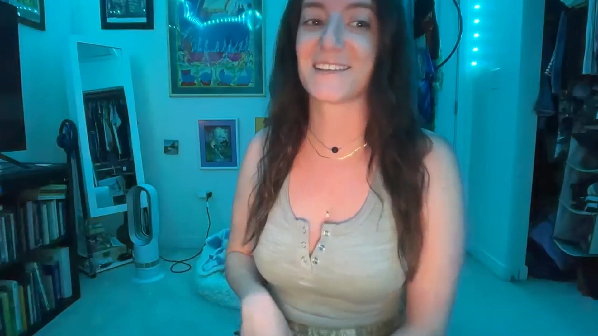 Gallery image thumbnail from EmmalineLime's myfreecams stream on, 03/06/2026, 24:20 image 18 of 20