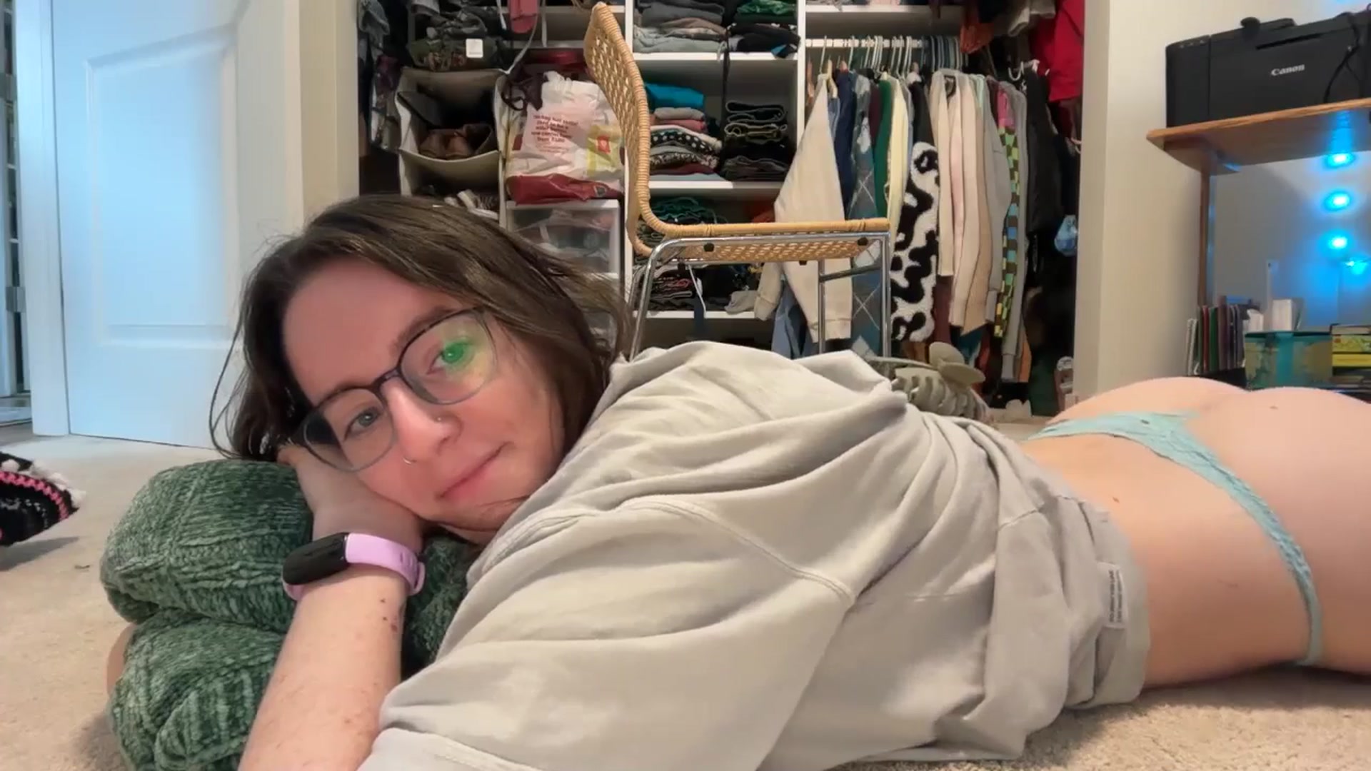 Gallery image thumbnail from EmmalineLime's myfreecams stream on, 03/06/2026, 19:44 image 12 of 20