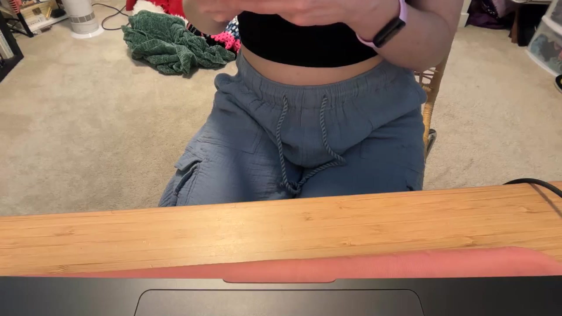 Gallery image thumbnail from EmmalineLime's myfreecams stream on, 03/10/2026, 06:04 image 3 of 20