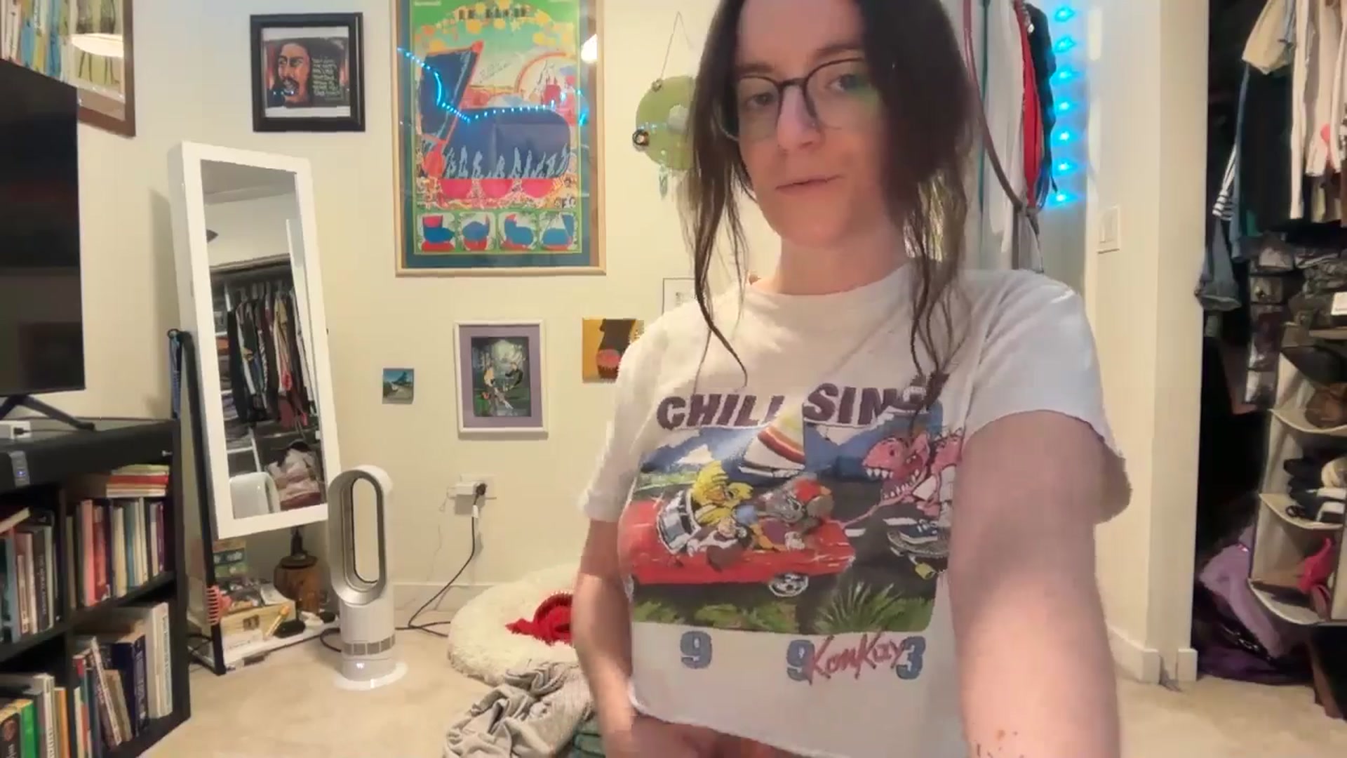 Gallery image thumbnail from EmmalineLime's myfreecams stream on, 03/11/2026, 24:19 image 16 of 20