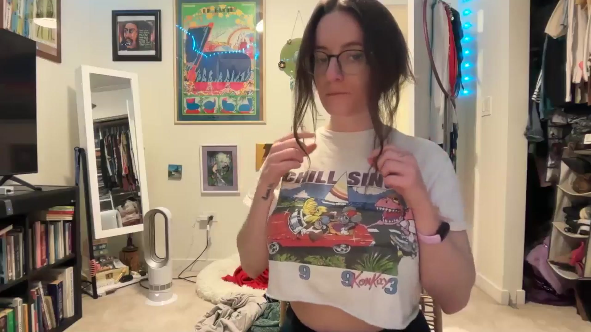 Gallery image thumbnail from EmmalineLime's myfreecams stream on, 03/11/2026, 24:19 image 15 of 20