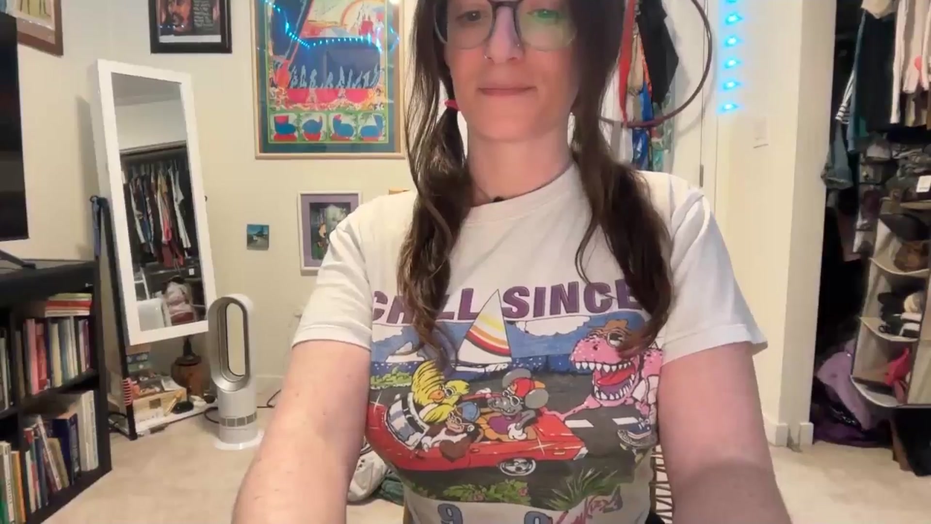 Gallery image thumbnail from EmmalineLime's myfreecams stream on, 03/11/2026, 02:07 image 17 of 20