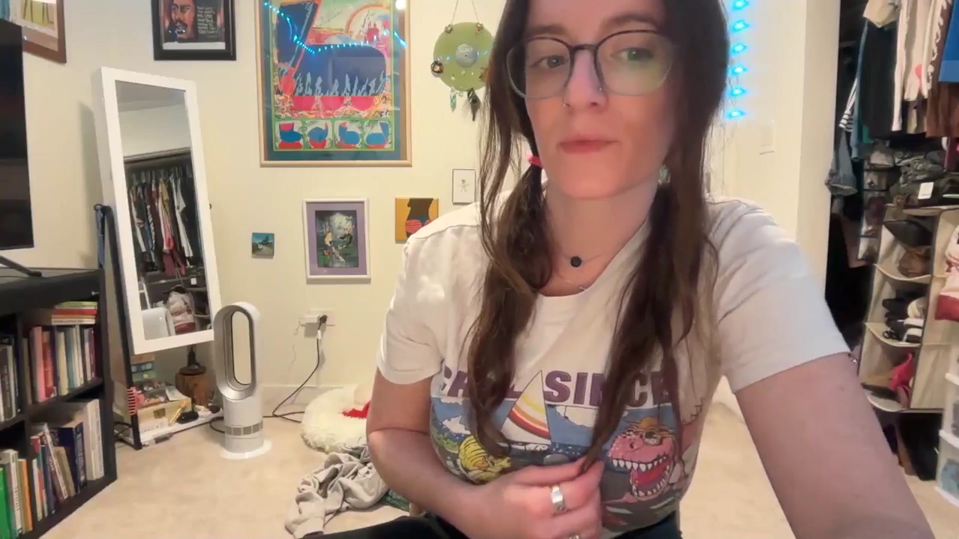 Gallery image thumbnail from EmmalineLime's myfreecams stream on, 03/11/2026, 02:07 image 3 of 20