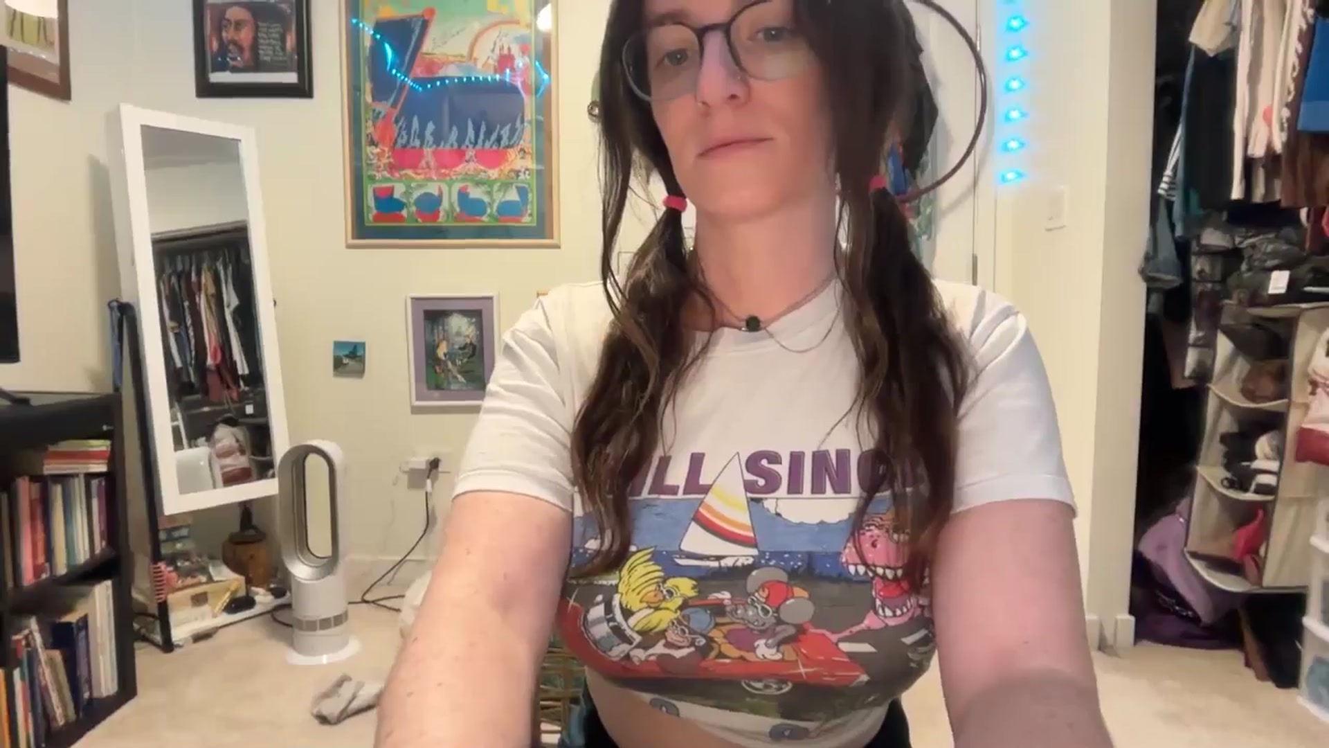 Gallery image thumbnail from EmmalineLime's myfreecams stream on, 03/11/2026, 06:00 image 7 of 20