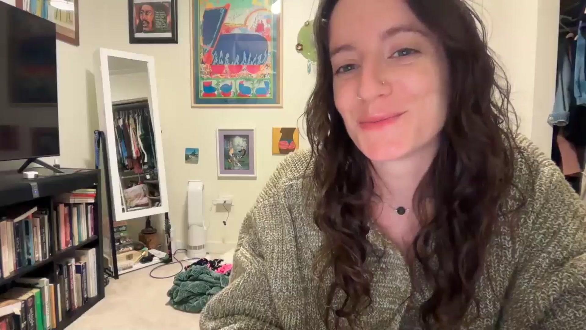 Gallery image thumbnail from EmmalineLime's myfreecams stream on, 03/20/2026, 04:23 image 2 of 20