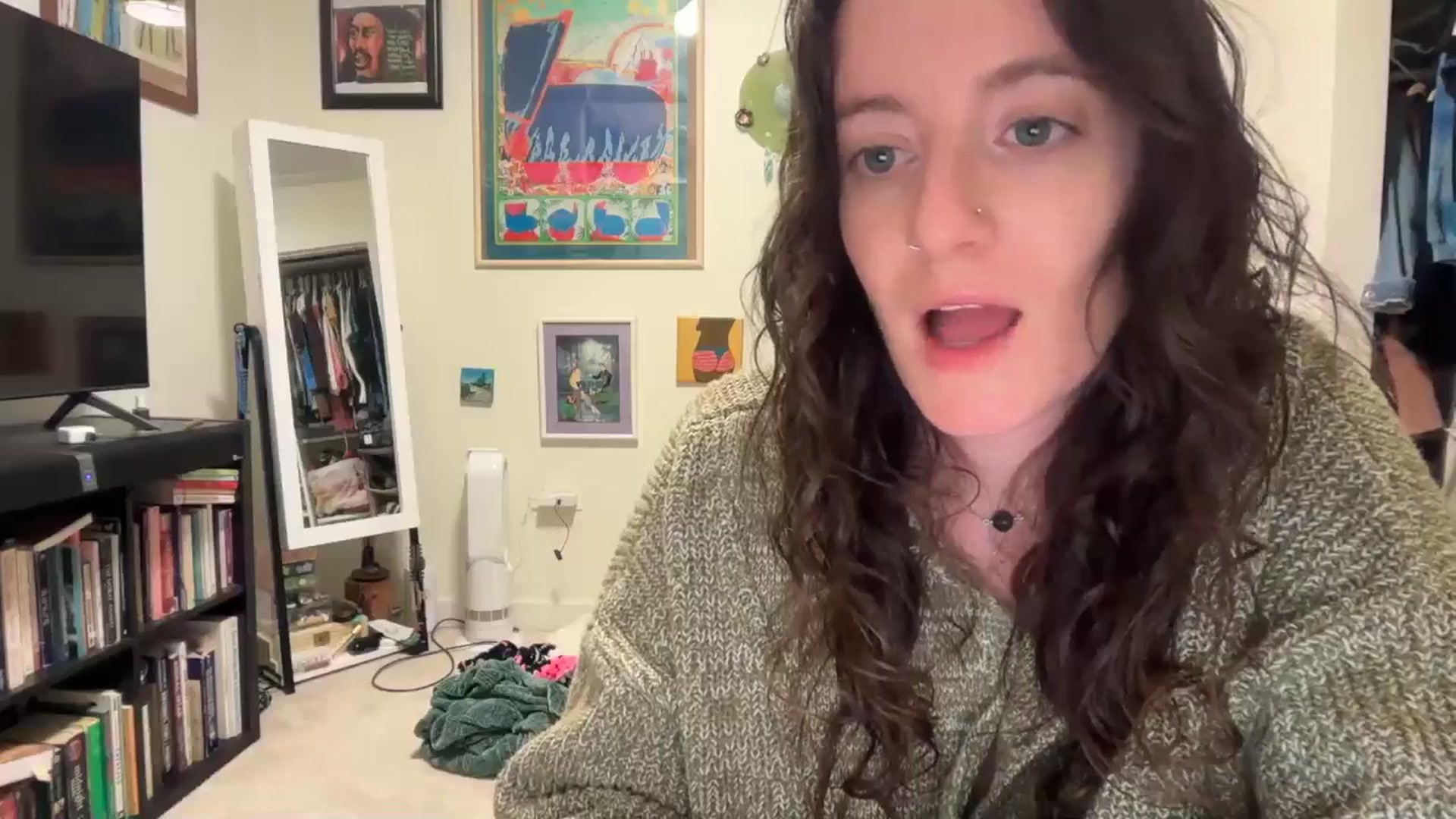 Gallery image thumbnail from EmmalineLime's myfreecams stream on, 03/20/2026, 04:23 image 4 of 20