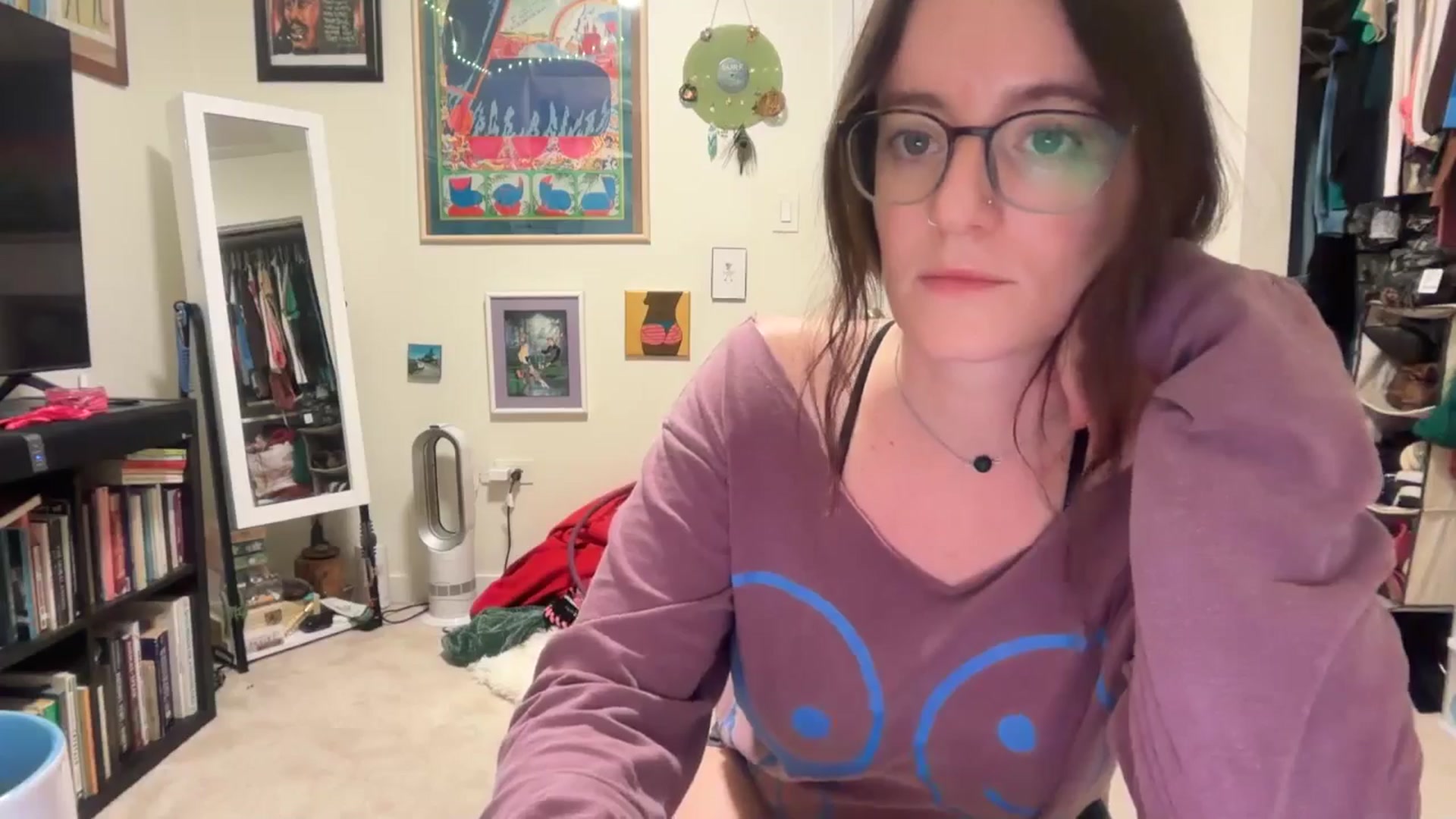 Gallery image thumbnail from EmmalineLime's myfreecams stream on, 03/27/2026, 24:35 image 7 of 20