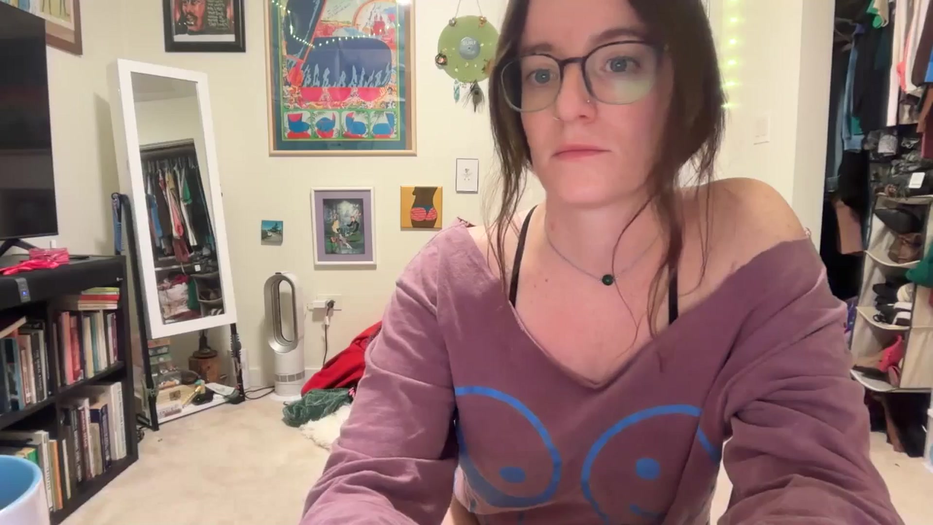 Gallery image thumbnail from EmmalineLime's myfreecams stream on, 03/27/2026, 24:35 image 8 of 20