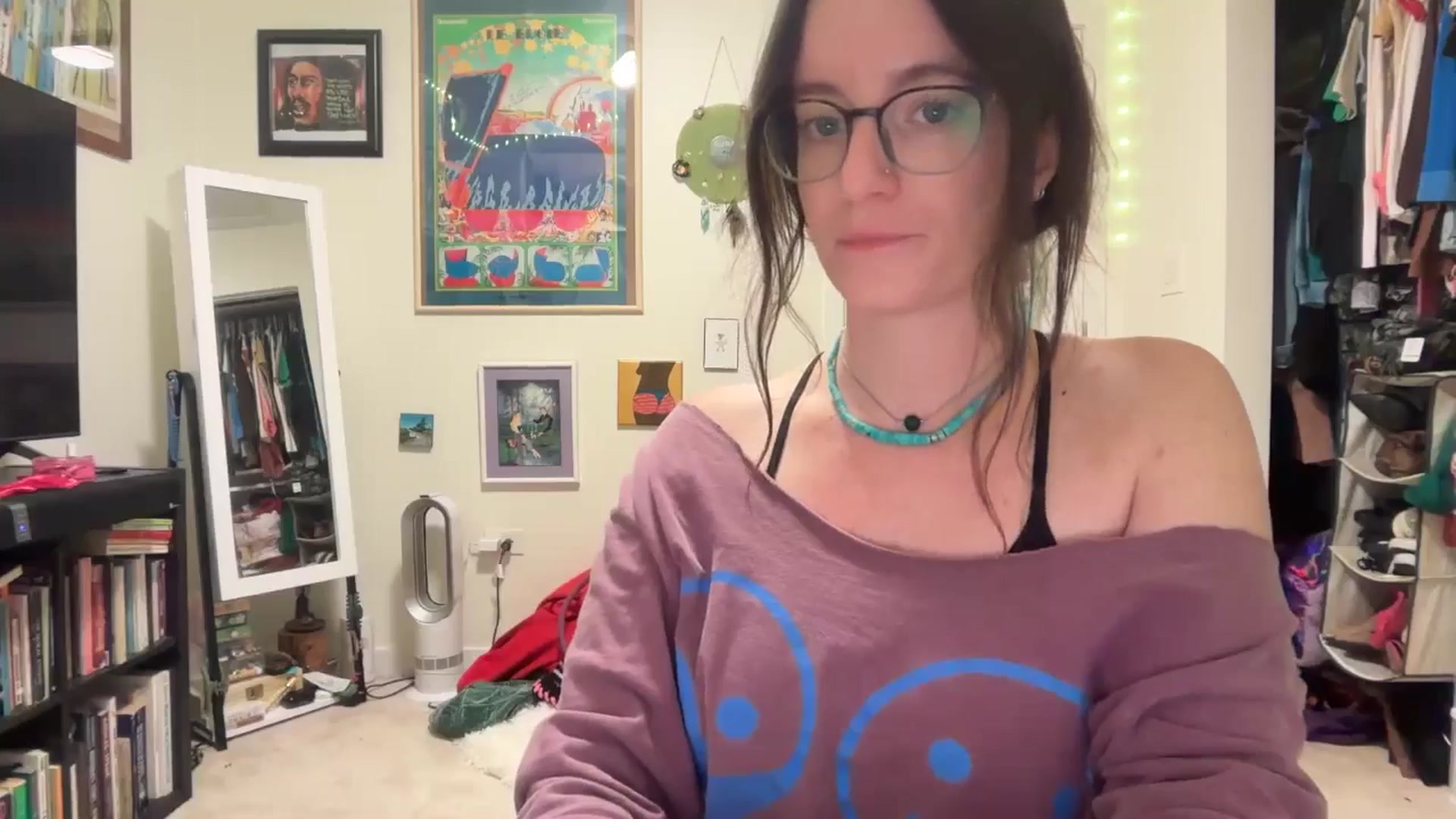 Gallery image thumbnail from EmmalineLime's myfreecams stream on, 03/27/2026, 24:35 image 20 of 20