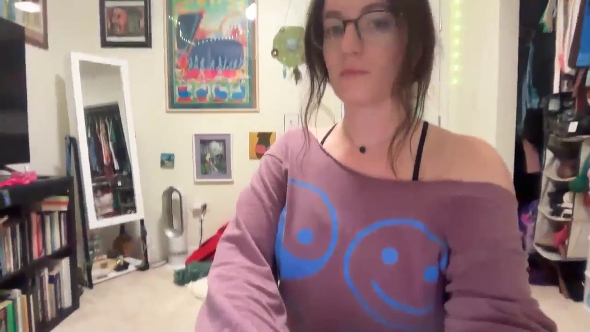 Gallery image thumbnail from EmmalineLime's myfreecams stream on, 03/27/2026, 24:35 image 15 of 20