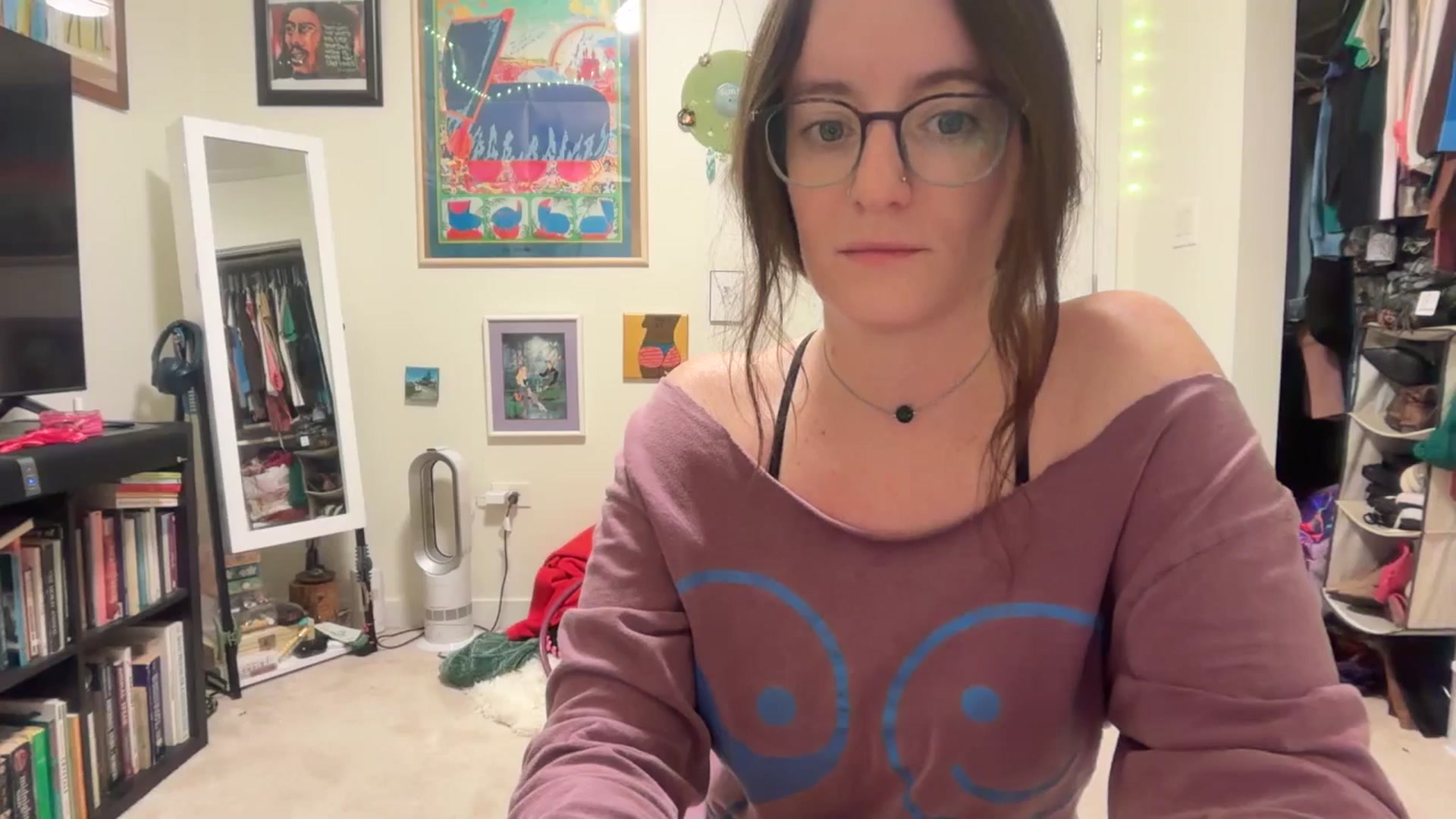 Gallery image thumbnail from EmmalineLime's myfreecams stream on, 03/27/2026, 24:57 image 9 of 20