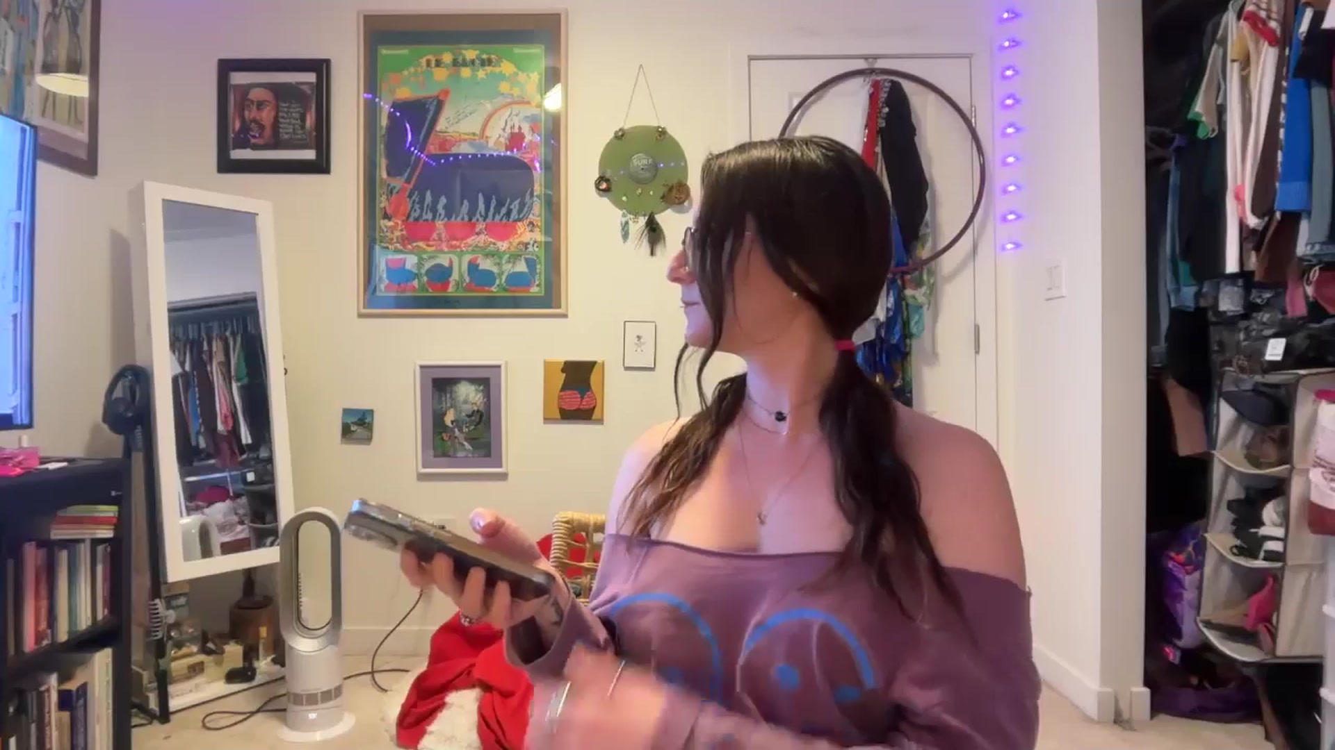 Gallery image thumbnail from EmmalineLime's myfreecams stream on, 03/28/2026, 02:38 image 8 of 20