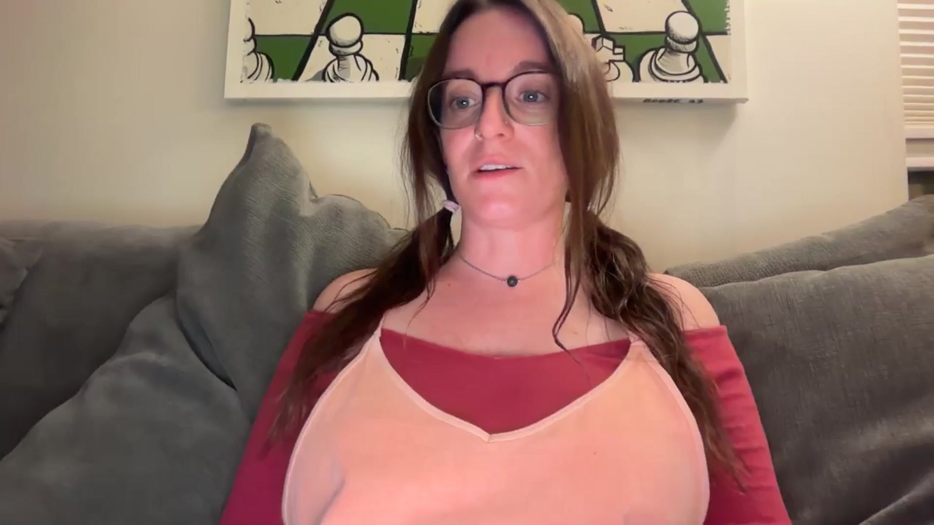 Gallery image thumbnail from EmmalineLime's myfreecams stream on, 04/01/2026, 02:37 image 12 of 20