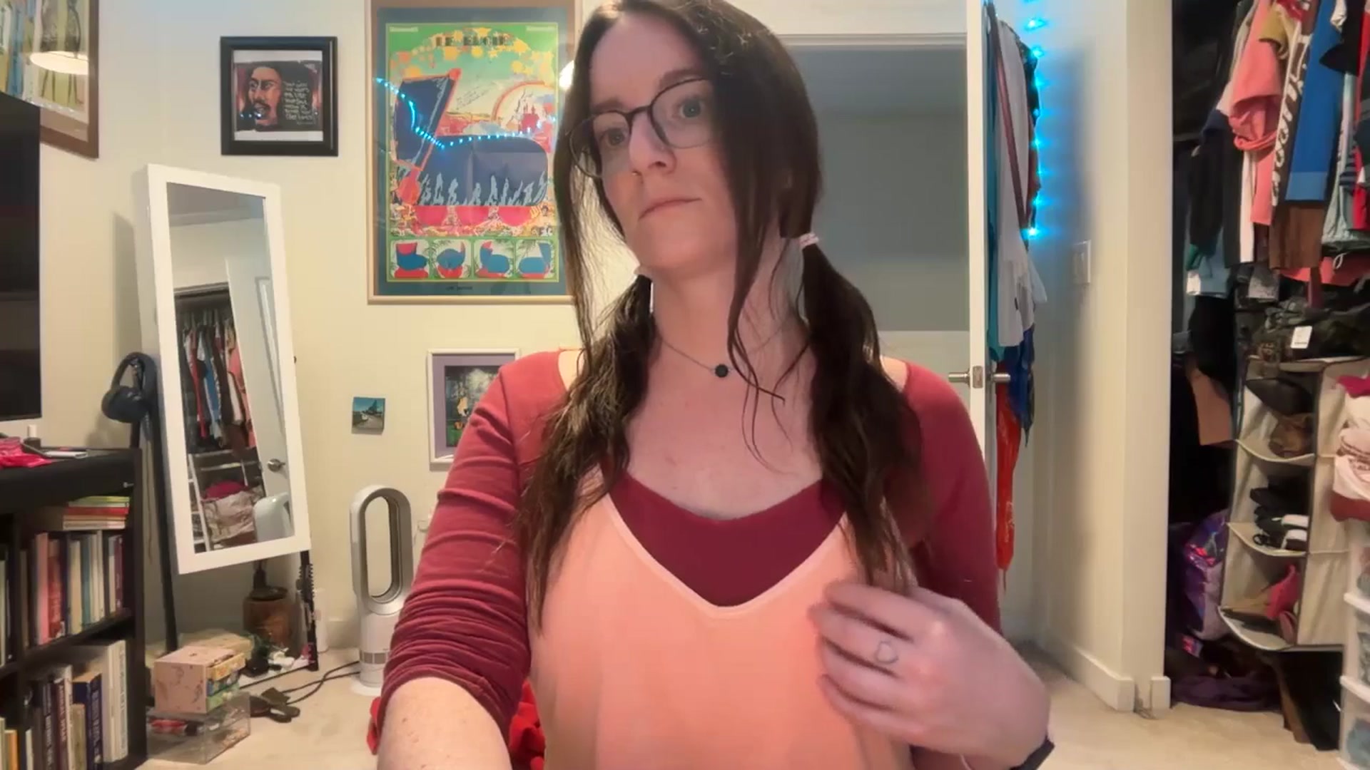 Gallery image thumbnail from EmmalineLime's myfreecams stream on, 04/01/2026, 02:37 image 2 of 20