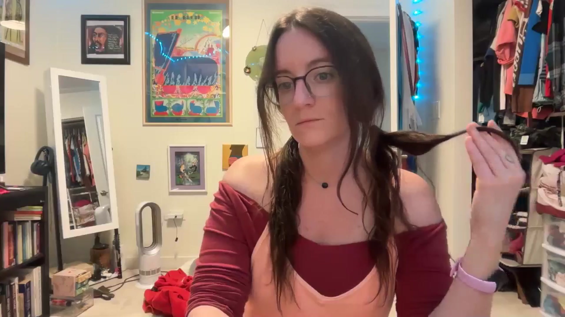 Gallery image thumbnail from EmmalineLime's myfreecams stream on, 04/01/2026, 02:37 image 5 of 20