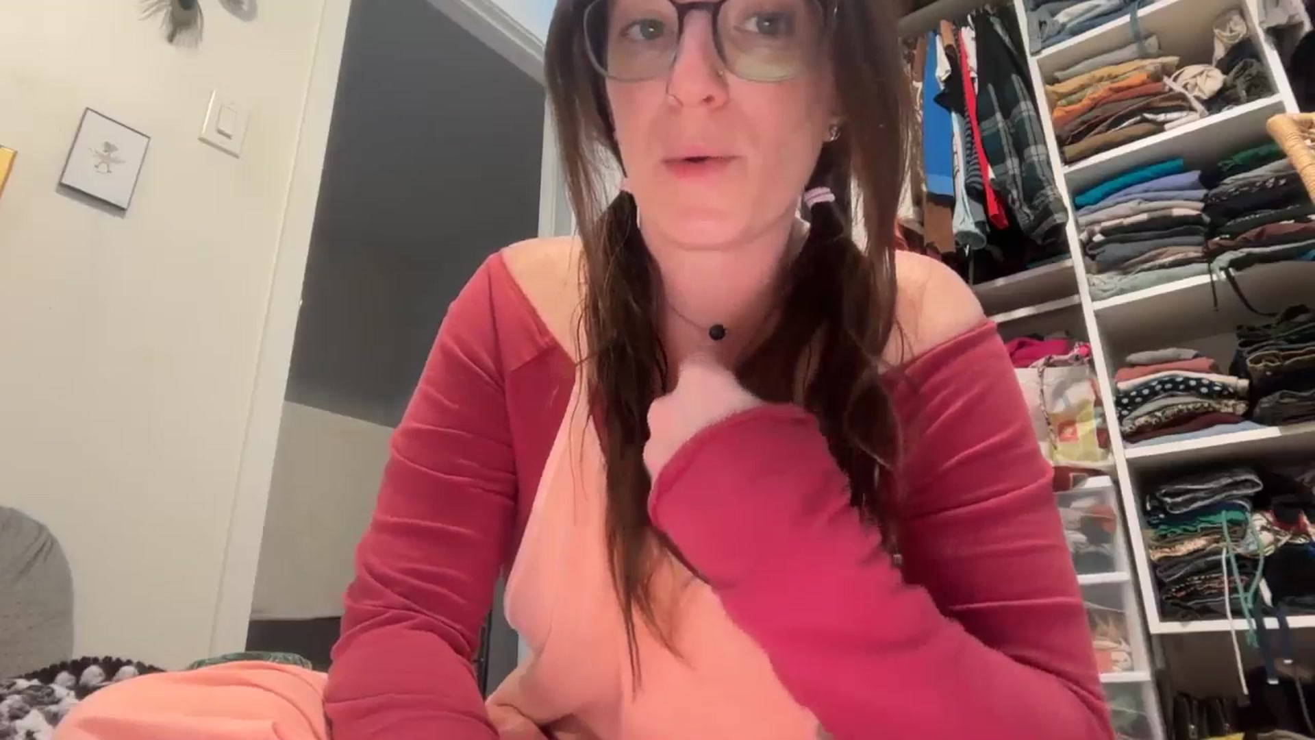 Gallery image thumbnail from EmmalineLime's myfreecams stream on, 04/01/2026, 02:37 image 8 of 20