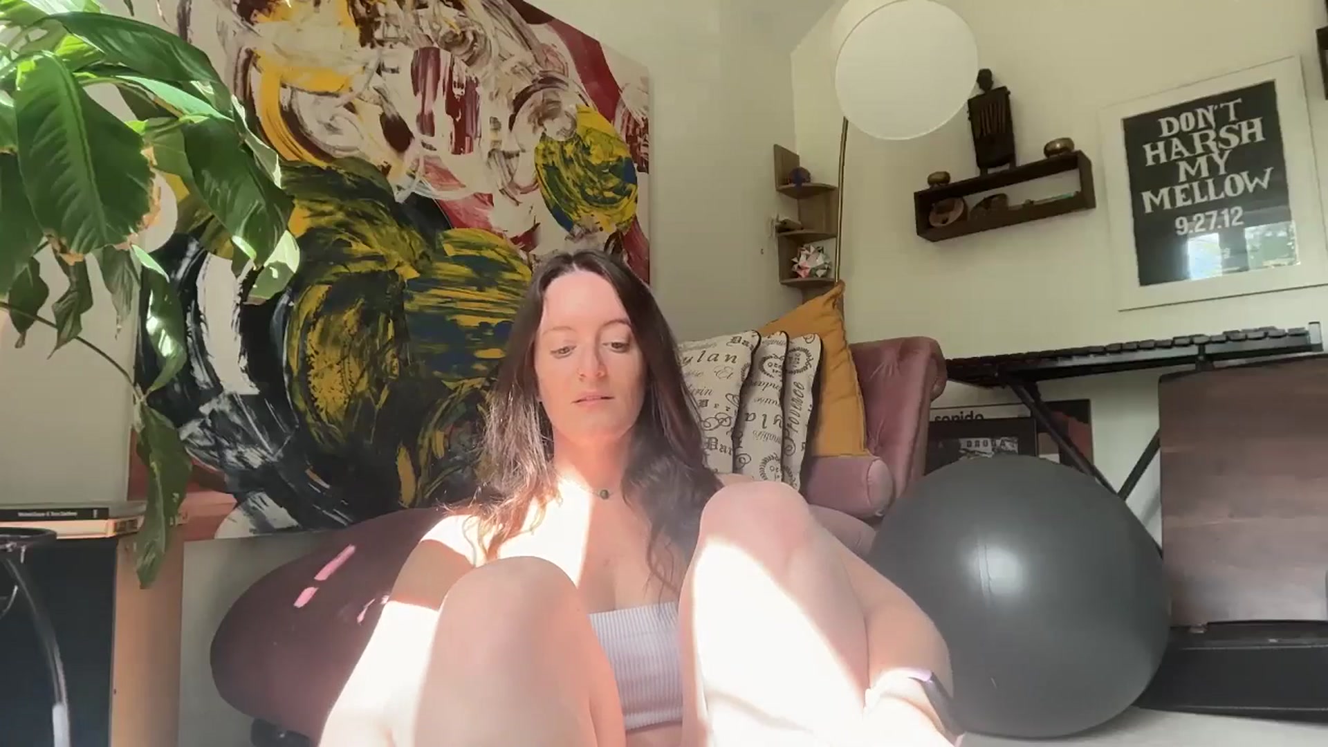 Gallery image thumbnail from EmmalineLime's myfreecams stream on, 04/18/2026, 22:43 image 2 of 20