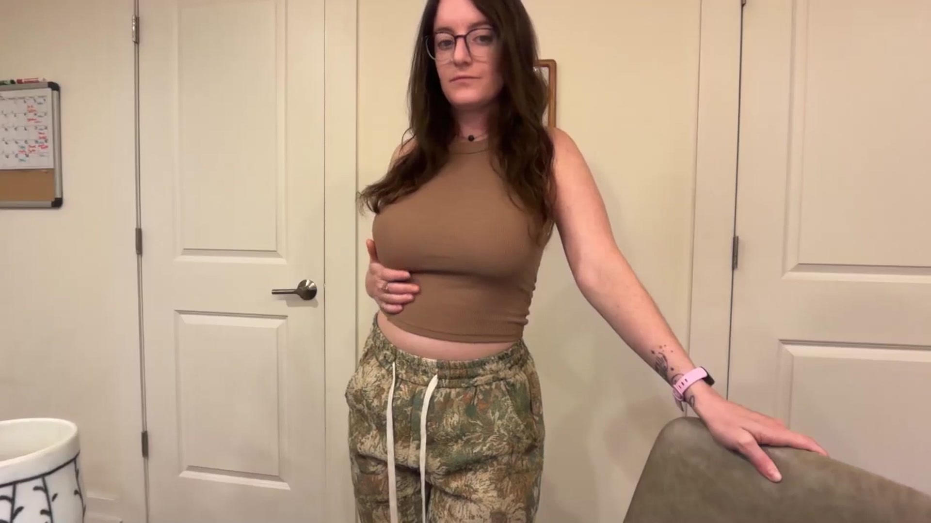 Gallery image thumbnail from EmmalineLime's myfreecams stream on, 04/23/2026, 01:58 image 10 of 20