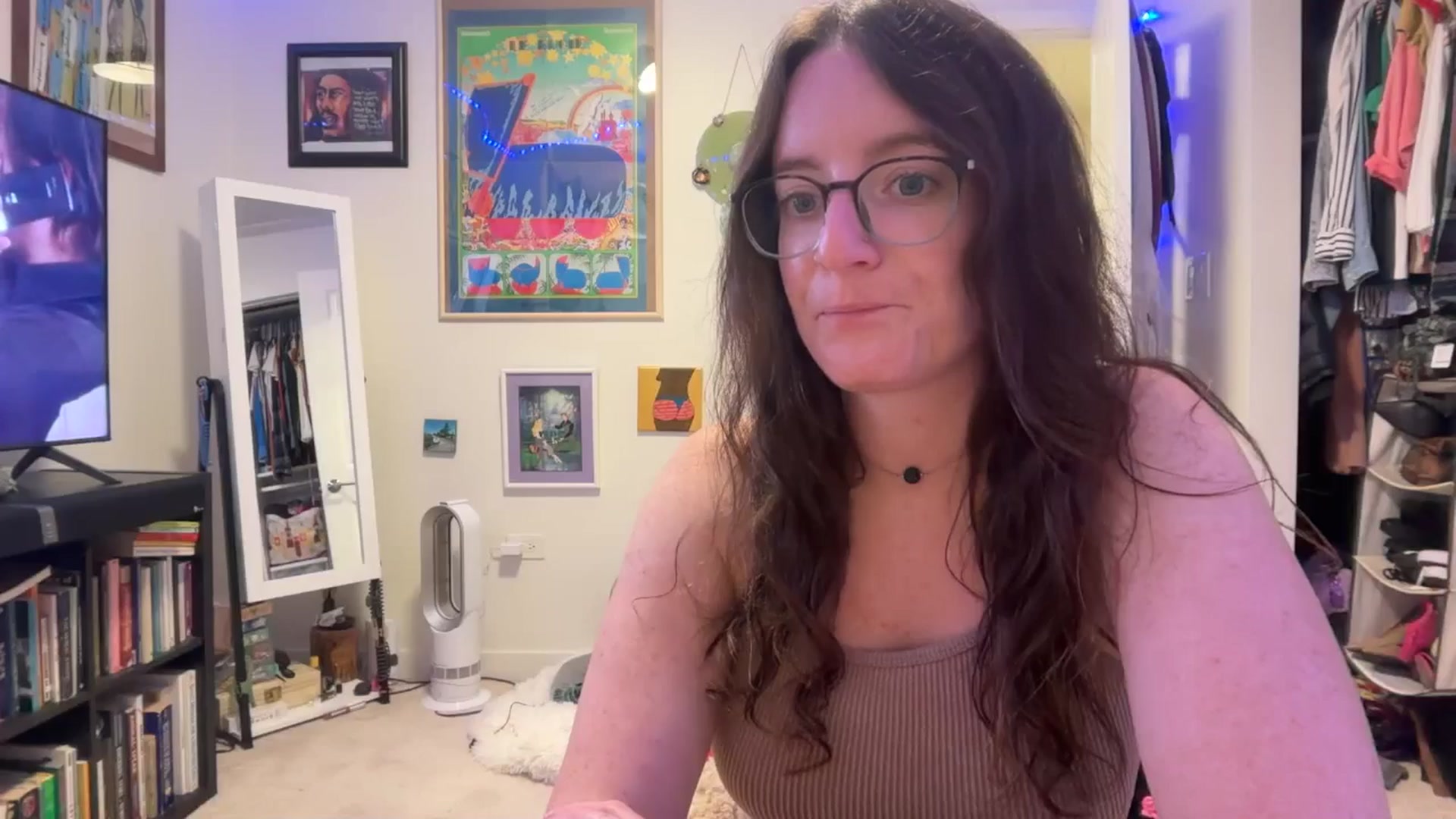 Gallery image thumbnail from EmmalineLime's myfreecams stream on, 04/25/2026, 02:37 image 6 of 20