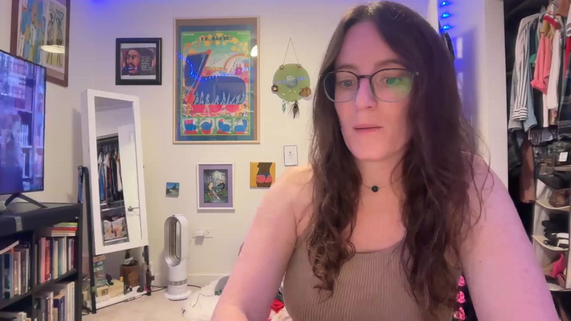 Gallery image thumbnail from EmmalineLime's myfreecams stream on, 04/25/2026, 02:37 image 15 of 20