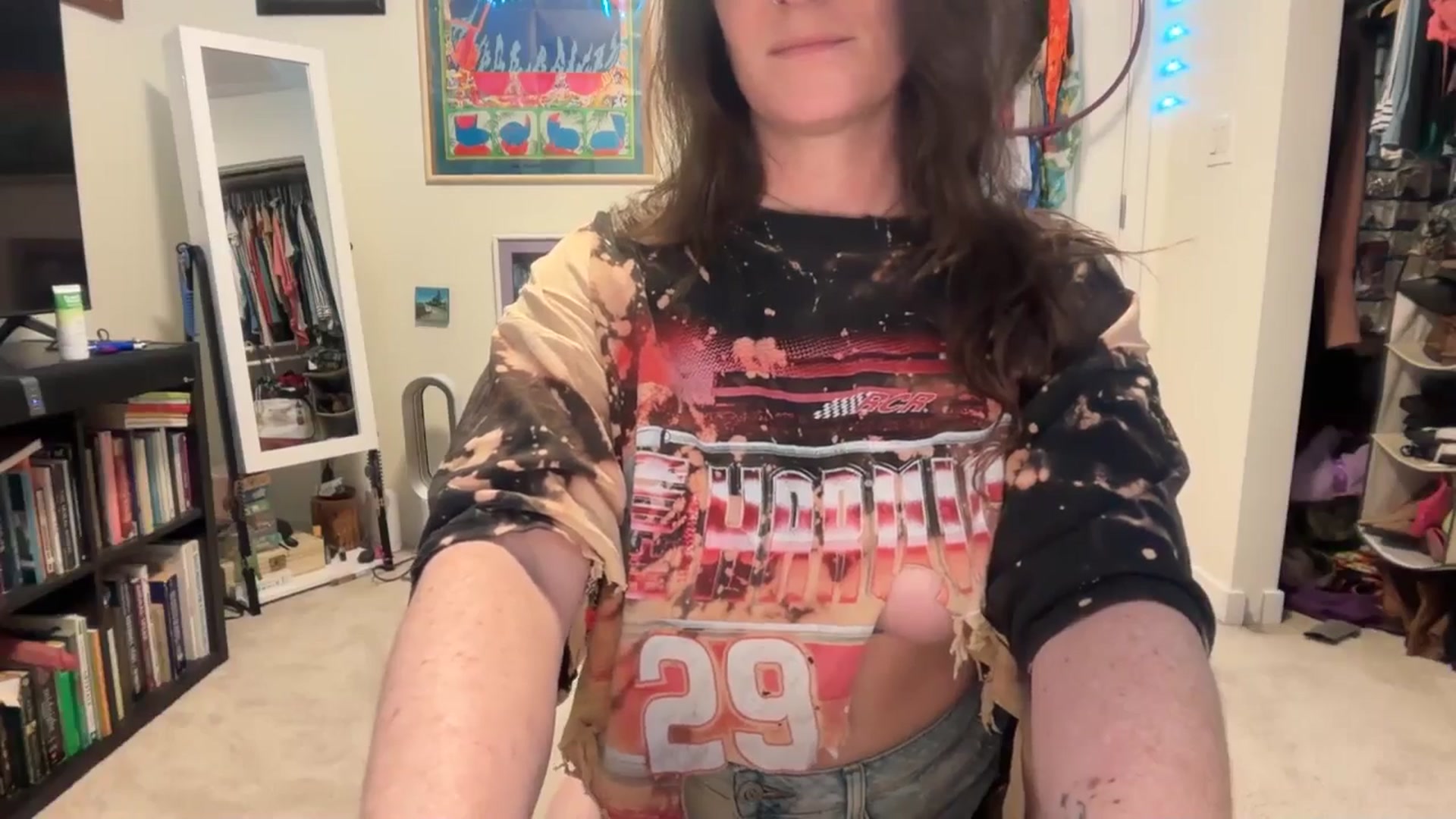 Gallery image thumbnail from EmmalineLime's myfreecams stream on, 05/02/2026, 06:40 image 5 of 20