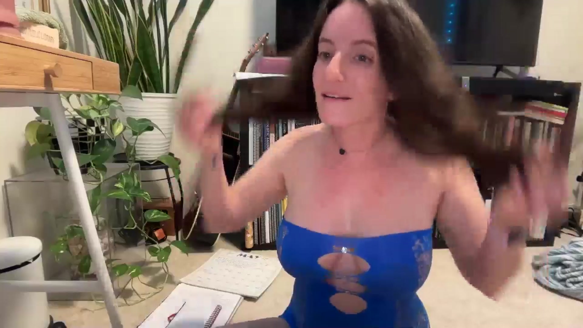 Gallery image thumbnail from EmmalineLime's myfreecams stream on, 05/03/2026, 08:05 image 13 of 20