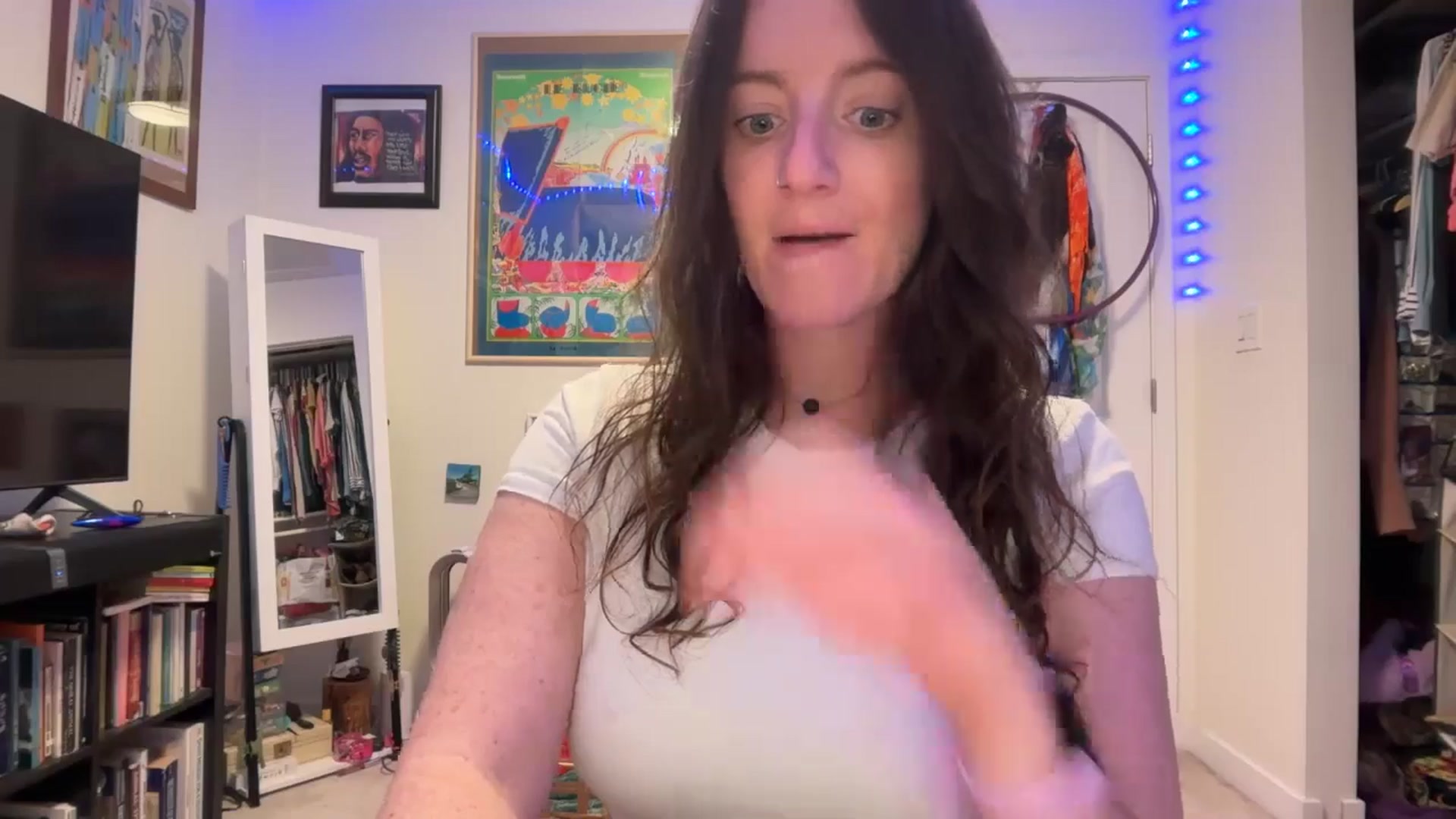 Gallery image thumbnail from EmmalineLime's myfreecams stream on, 05/06/2026, 24:00 image 11 of 20