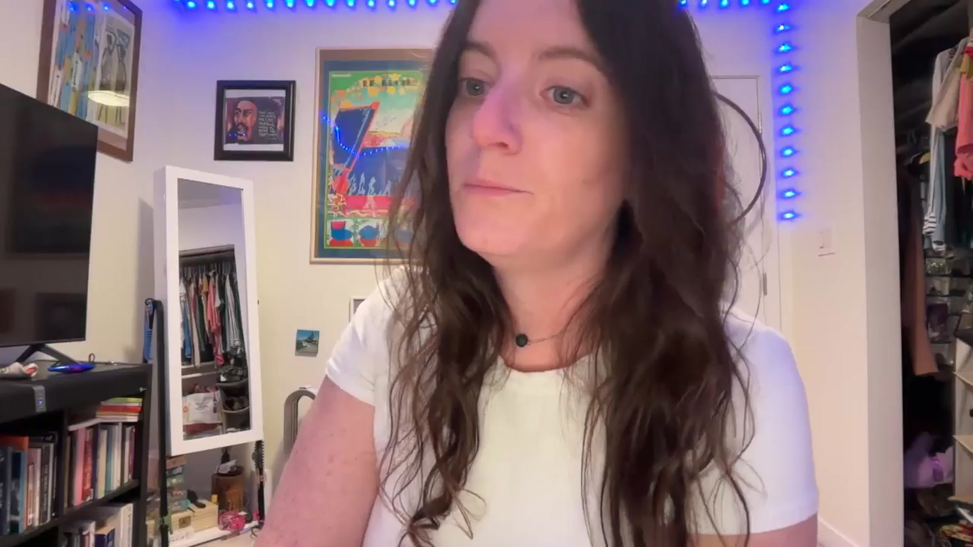 Gallery image thumbnail from EmmalineLime's myfreecams stream on, 05/06/2026, 24:00 image 18 of 20