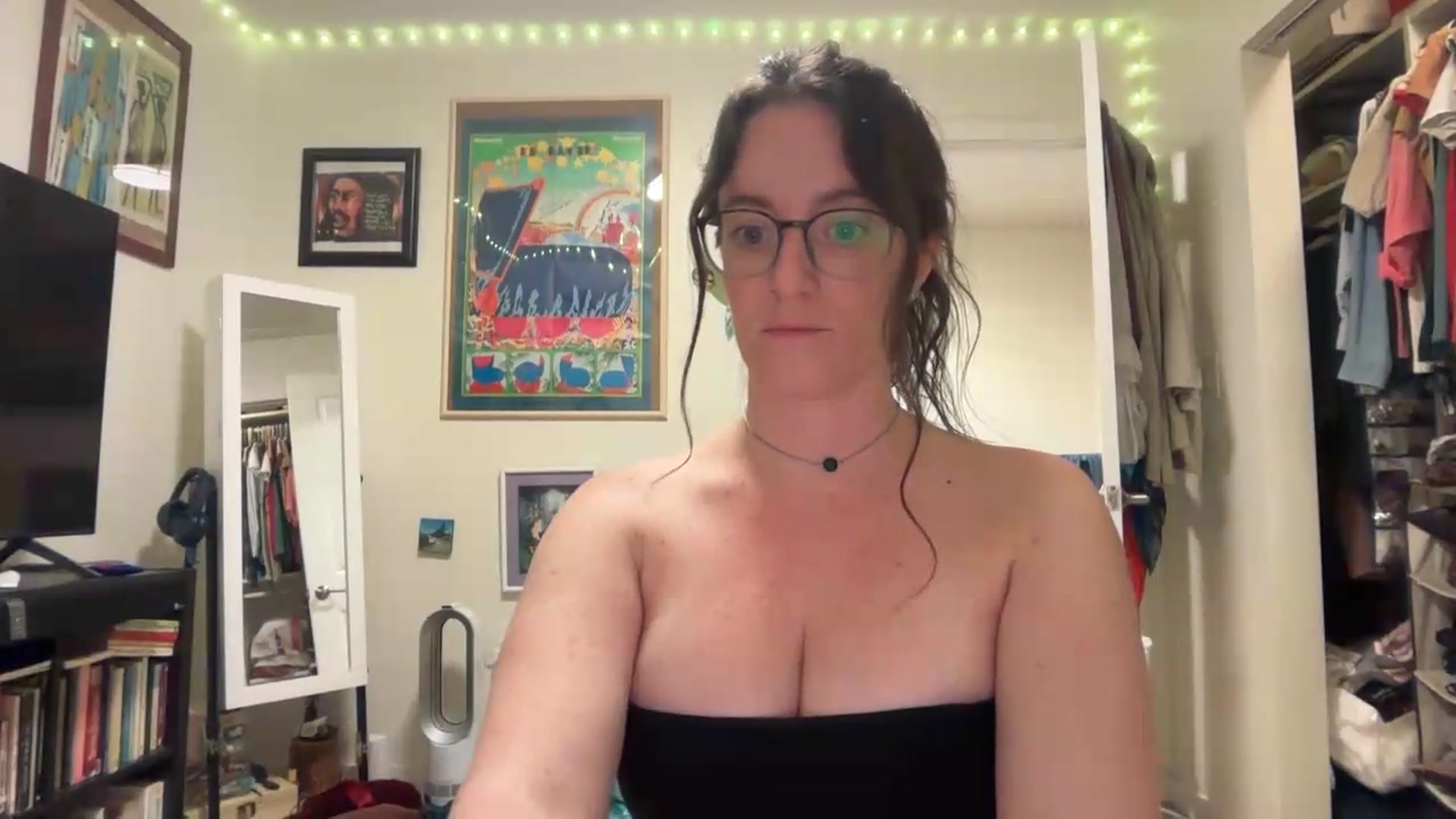 Gallery image thumbnail from EmmalineLime's myfreecams stream on, 05/24/2026, 07:20 image 13 of 20