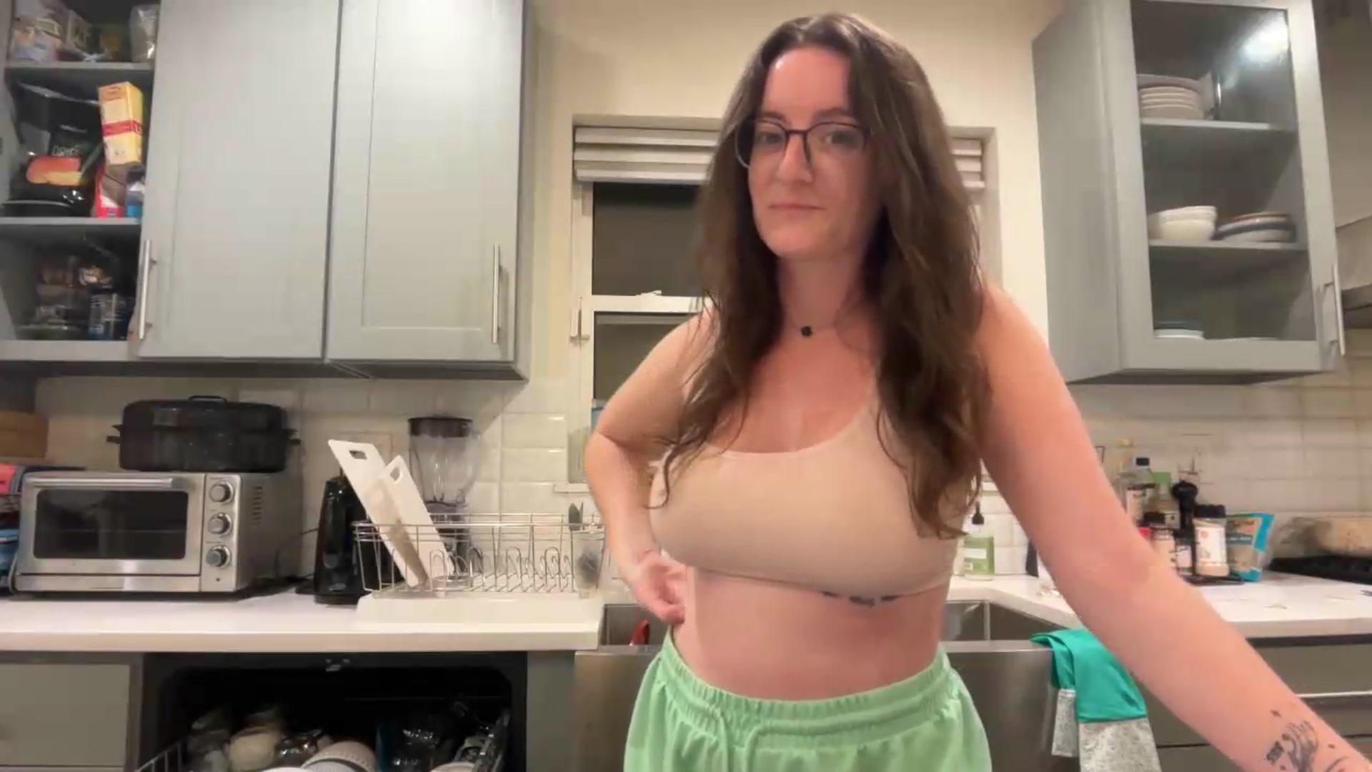 Gallery image thumbnail from EmmalineLime's myfreecams stream on, 05/27/2026, 06:05 image 7 of 20