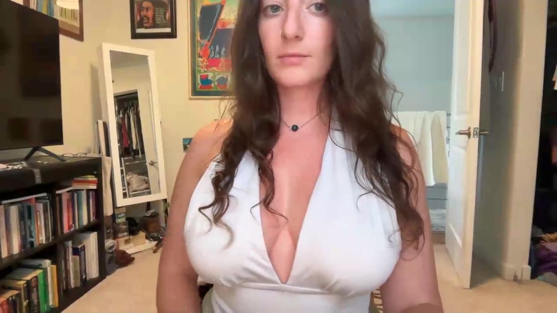 Gallery image thumbnail from EmmalineLime's myfreecams stream on, 07/19/2026, 24:01 image 7 of 20