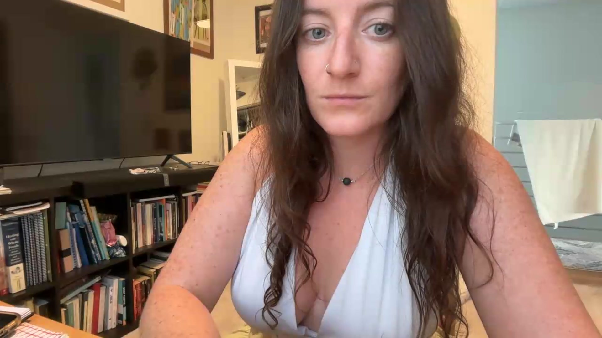 Gallery image thumbnail from EmmalineLime's myfreecams stream on, 07/19/2026, 24:01 image 4 of 20