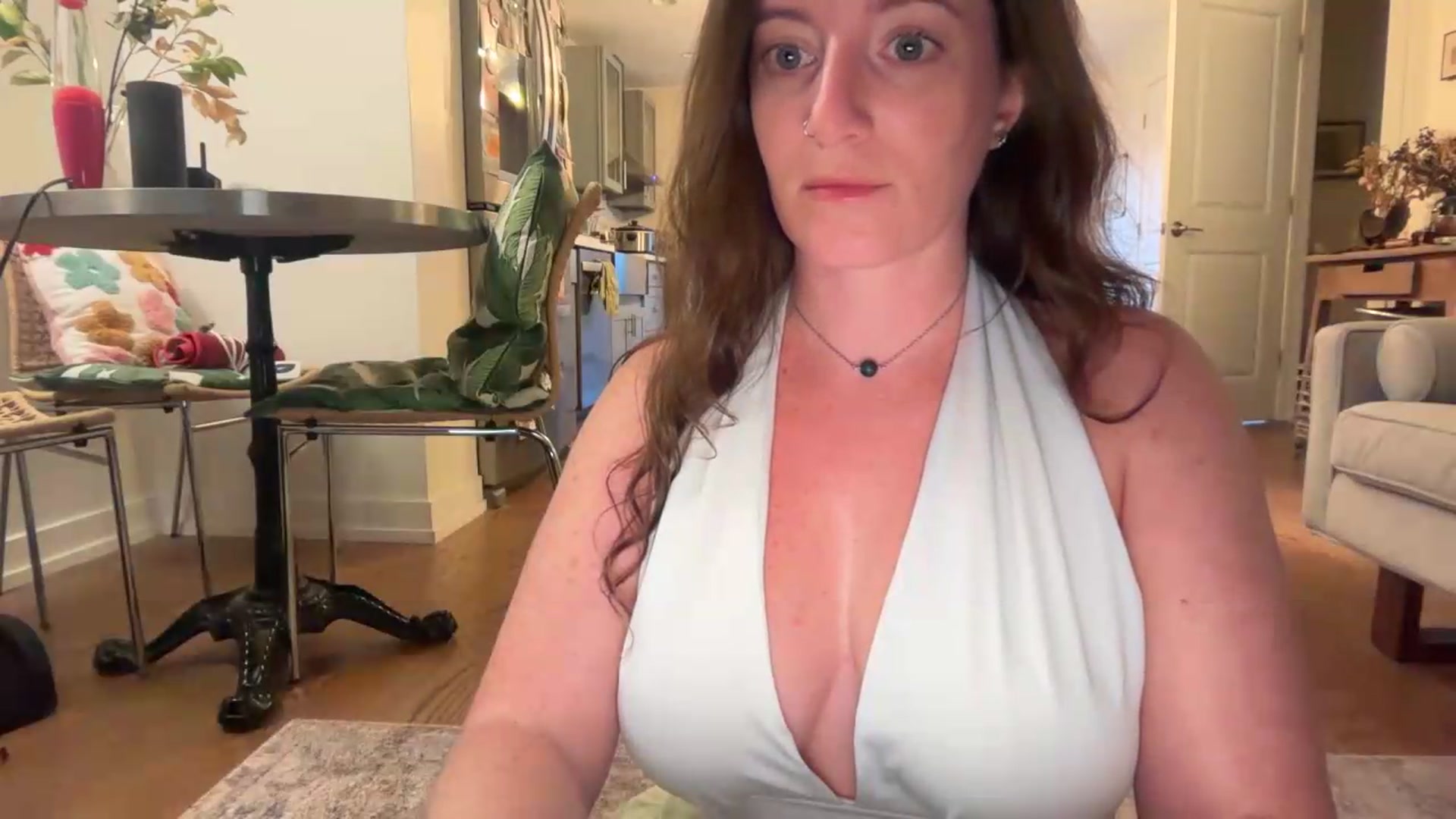 Gallery image thumbnail from EmmalineLime's myfreecams stream on, 07/19/2026, 01:46 image 17 of 20